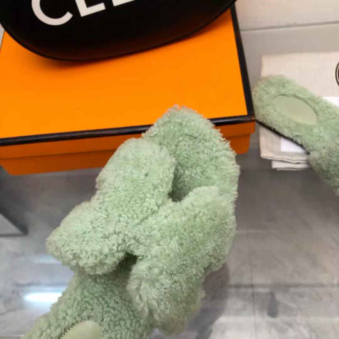 ua H**mes oran sandal