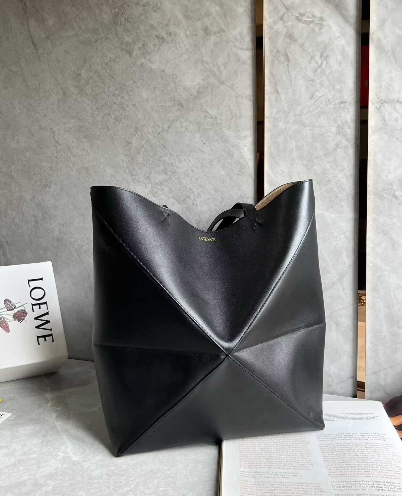 L0ew* extra large puzzle fold tote in shiny calfskin 42x41x18 cm