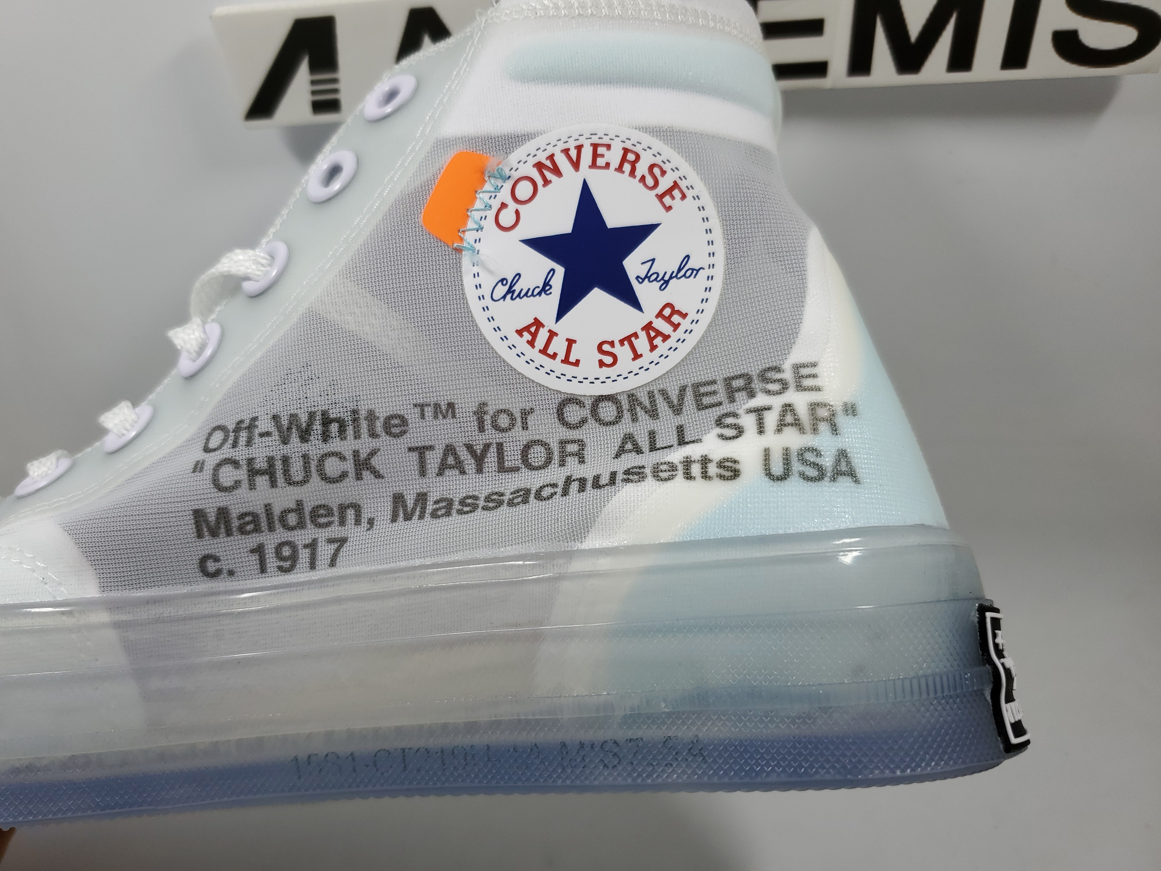 Converse Chuck Taylor All-Star Hi Off-White
