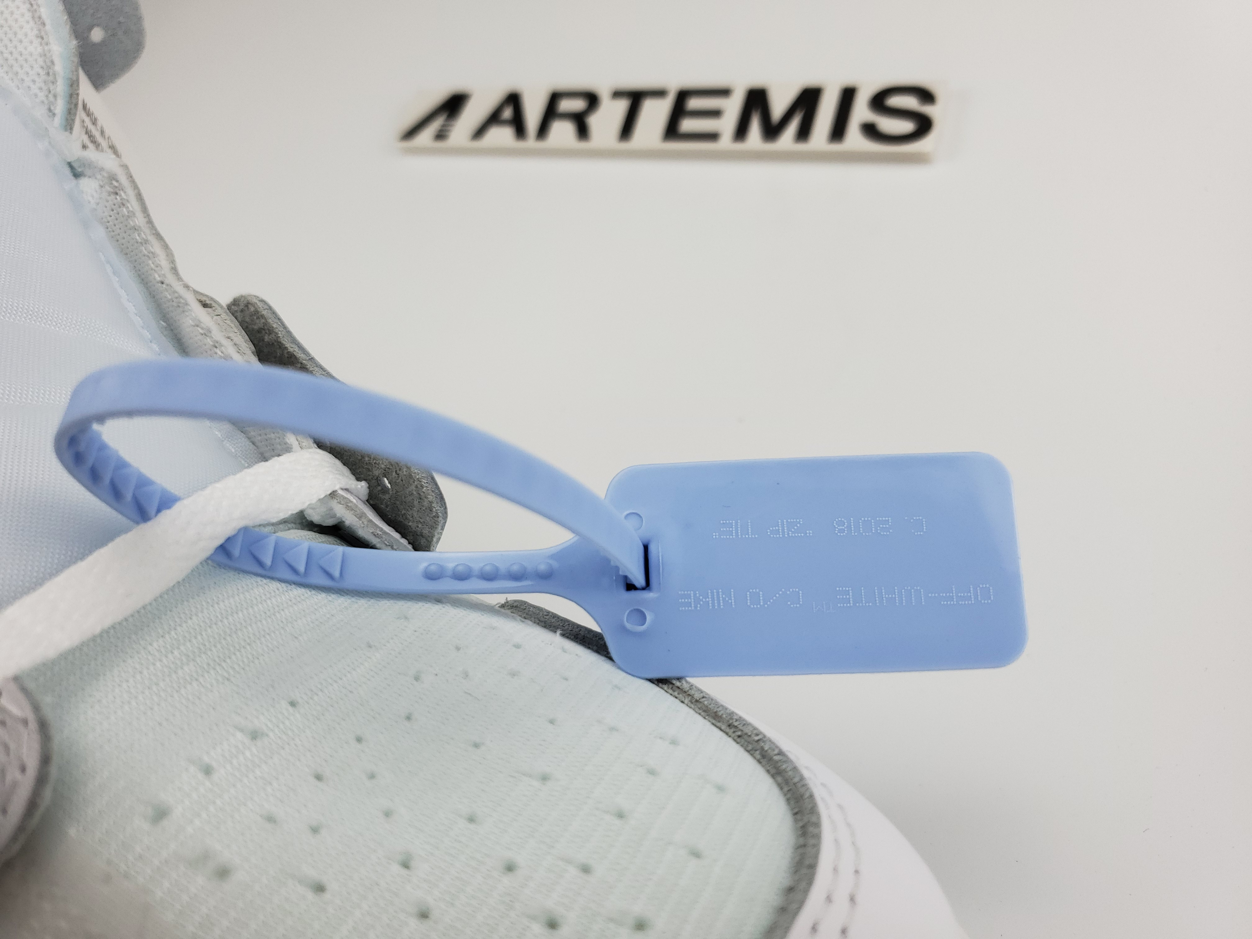 Jordan 1 Retro High Off-White White