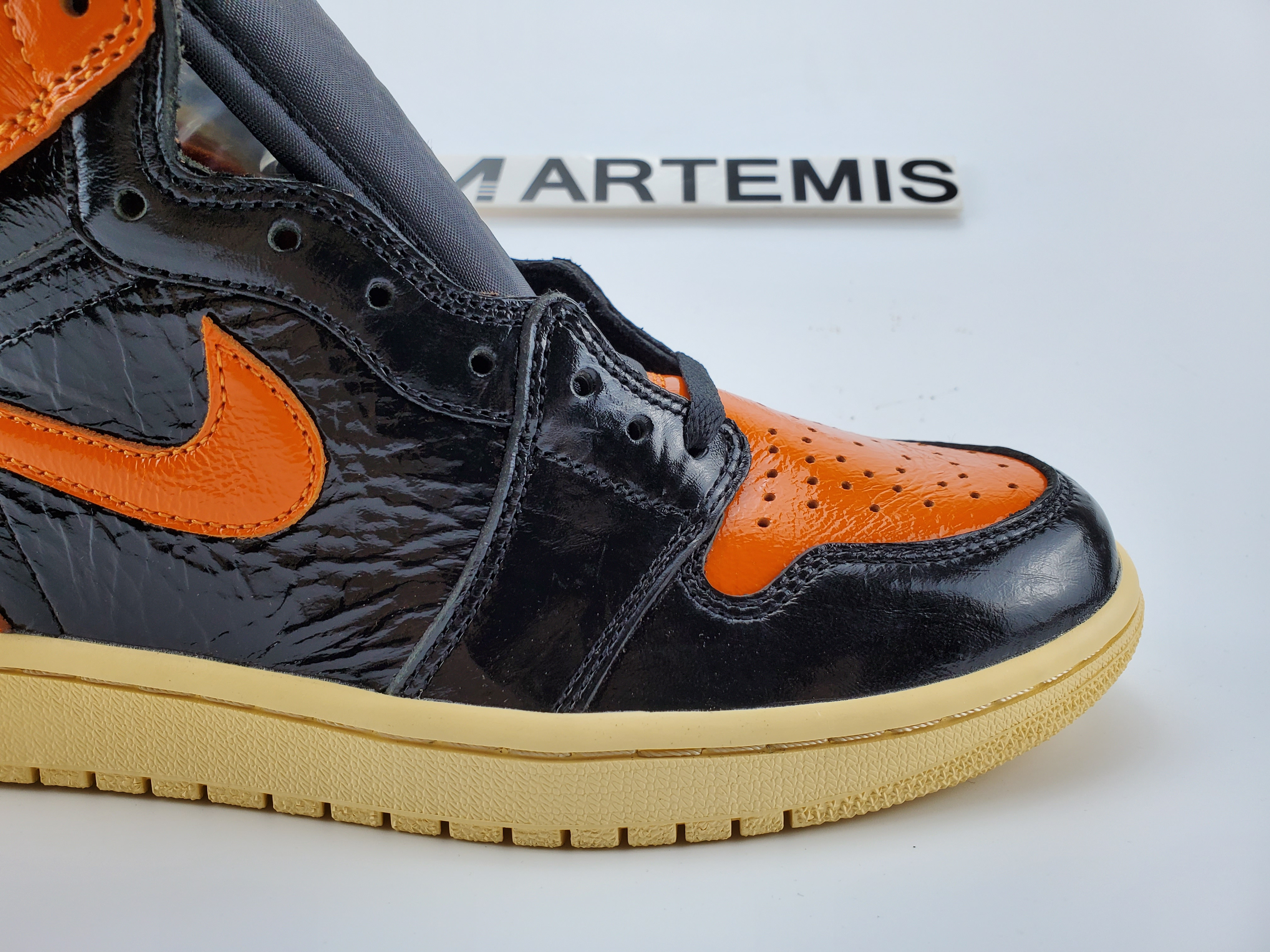 Air Jordan 1 Retro High OG “Shattered Backboard 3.0”