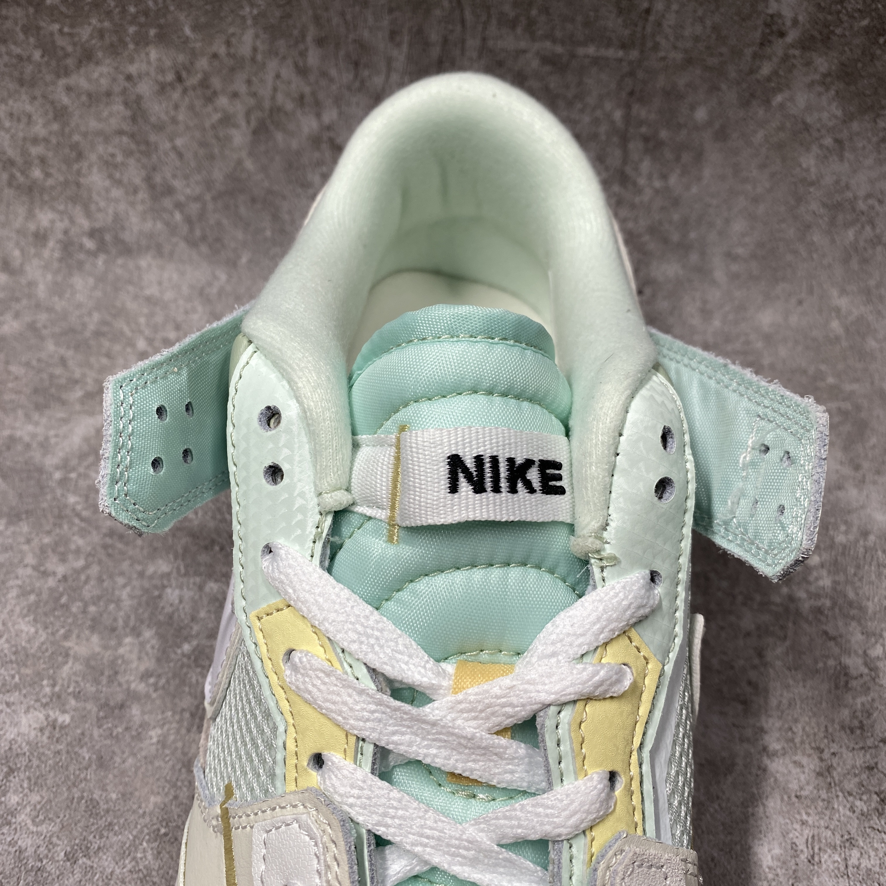 Nike Dunk Low Scrap