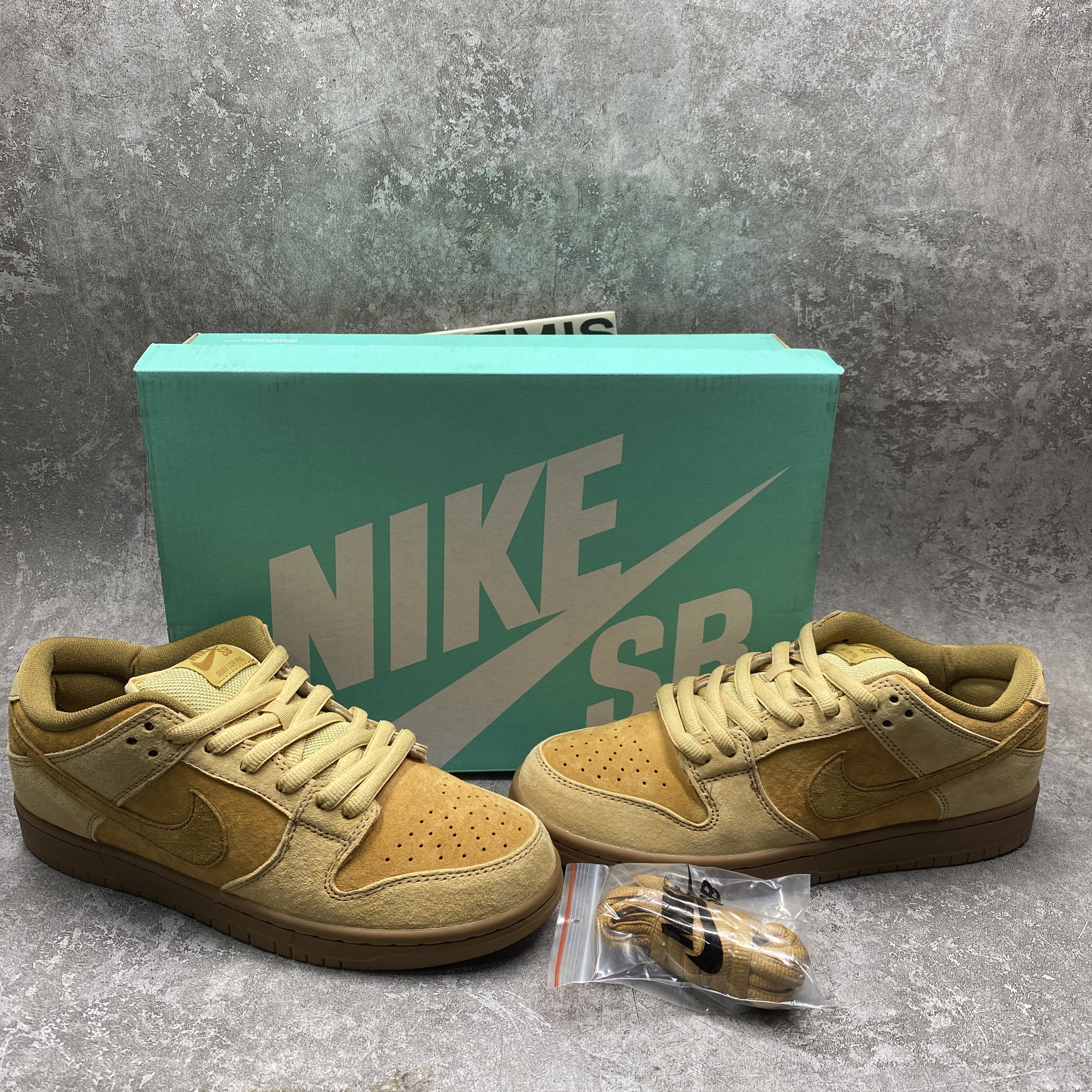 Nike SB Dunk Low Reese Forbes Wheat