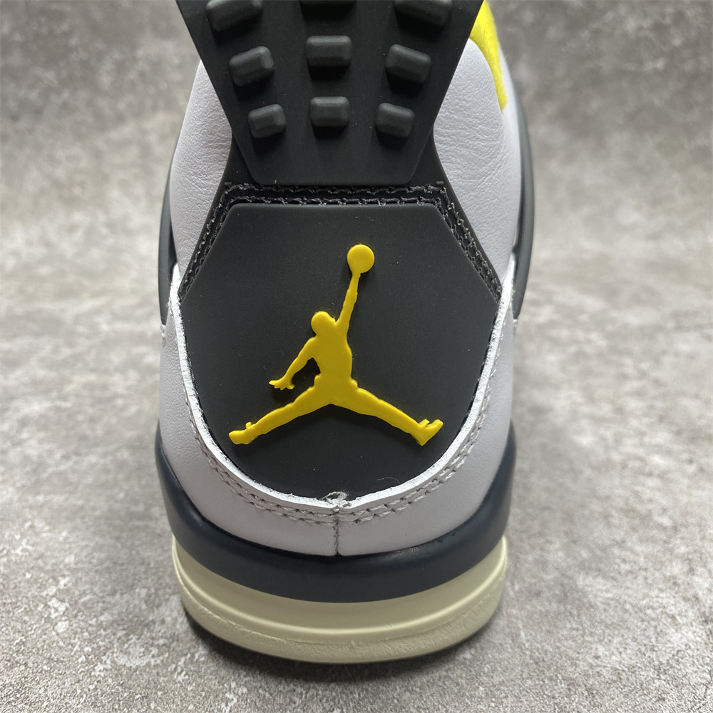 WMNS AIR JORDAN 4 RETRO