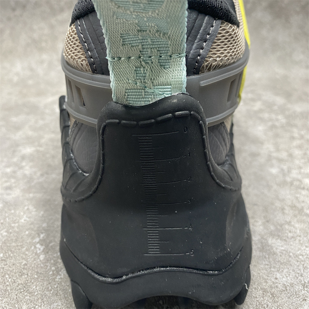 OFF-WHITE ODSY-1000 GREEN WHITE
