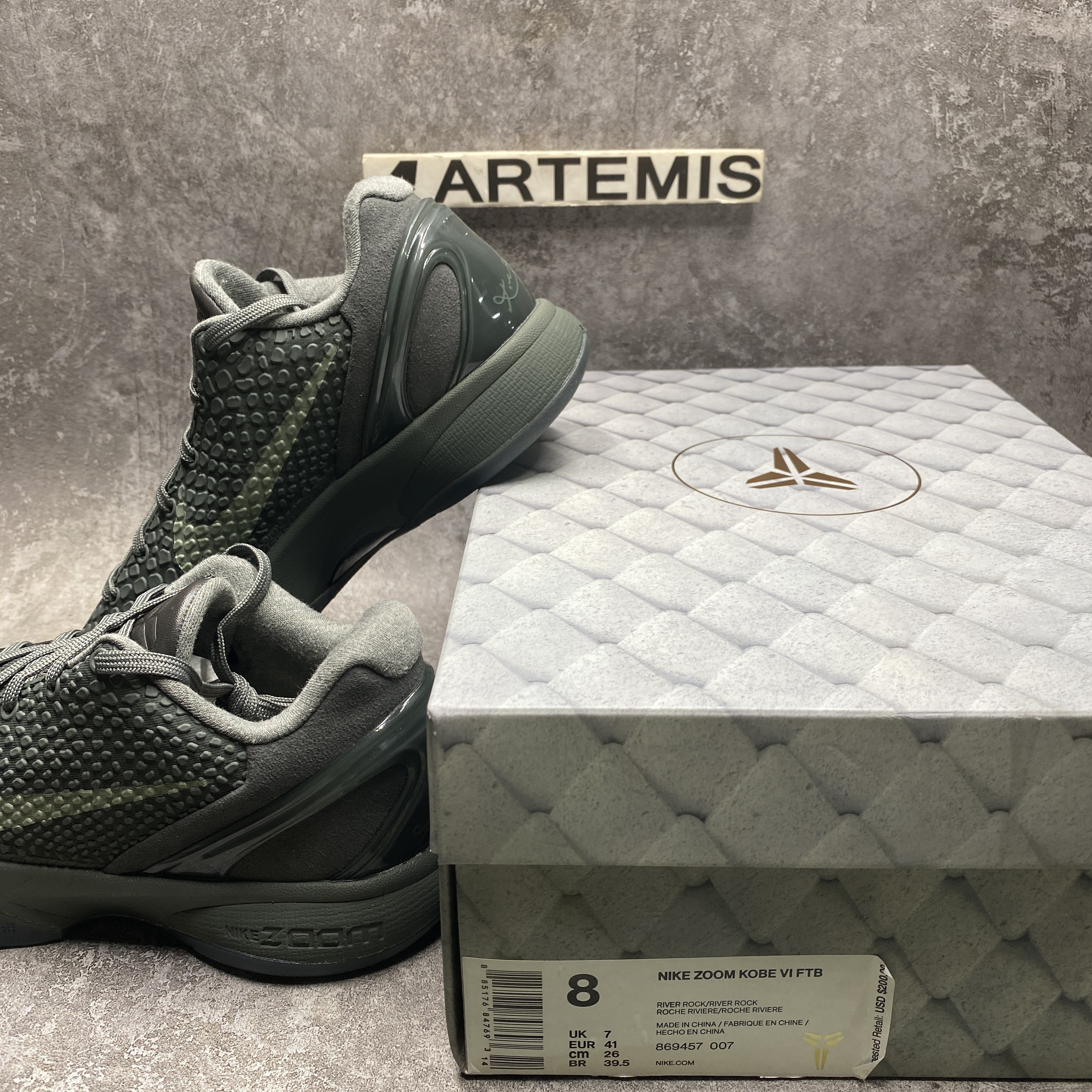 UA Nike Kobe 6 Black Mamba Collection Fade to Black