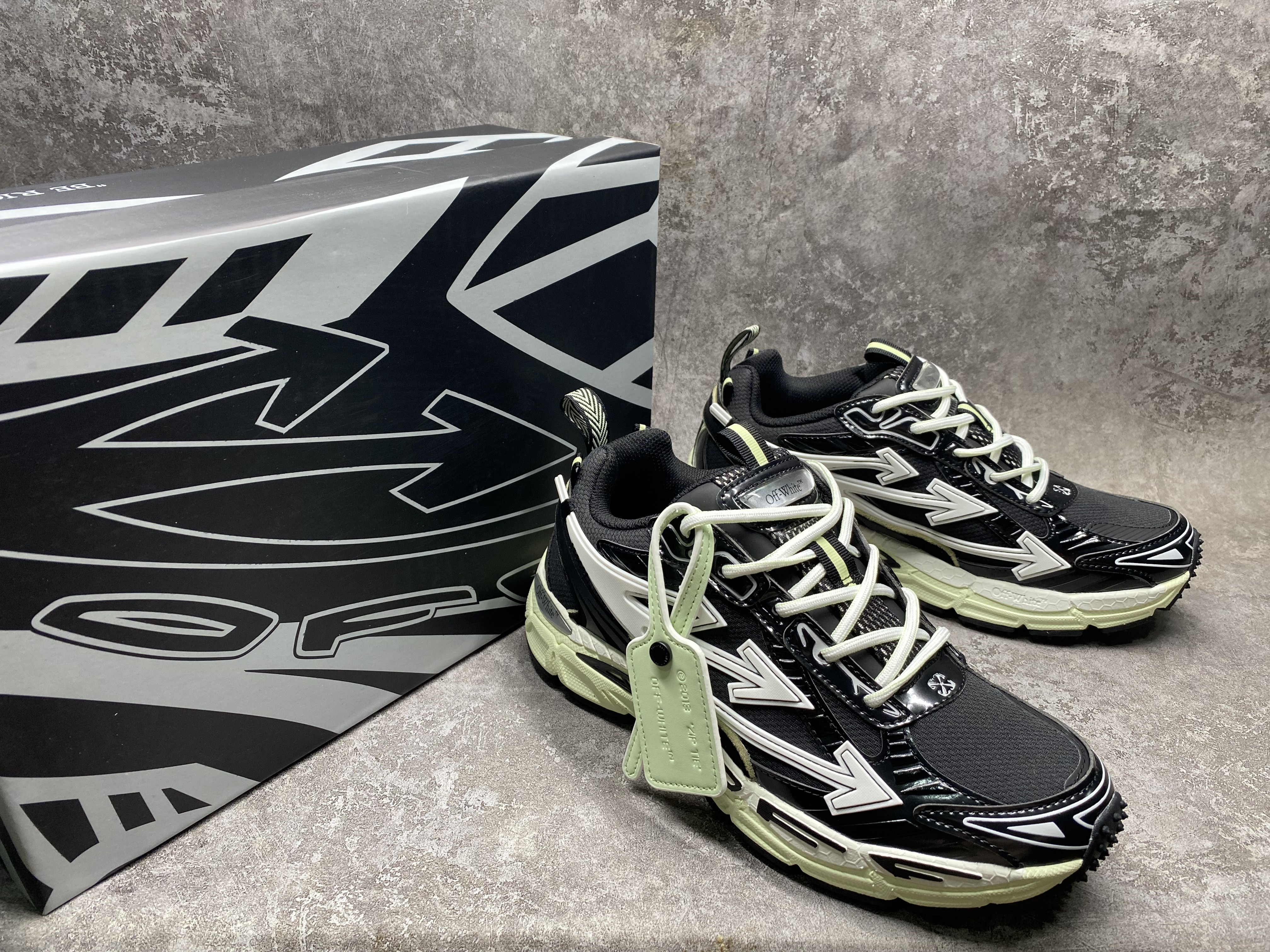 UA Off-White "BE RIGHT BACK"