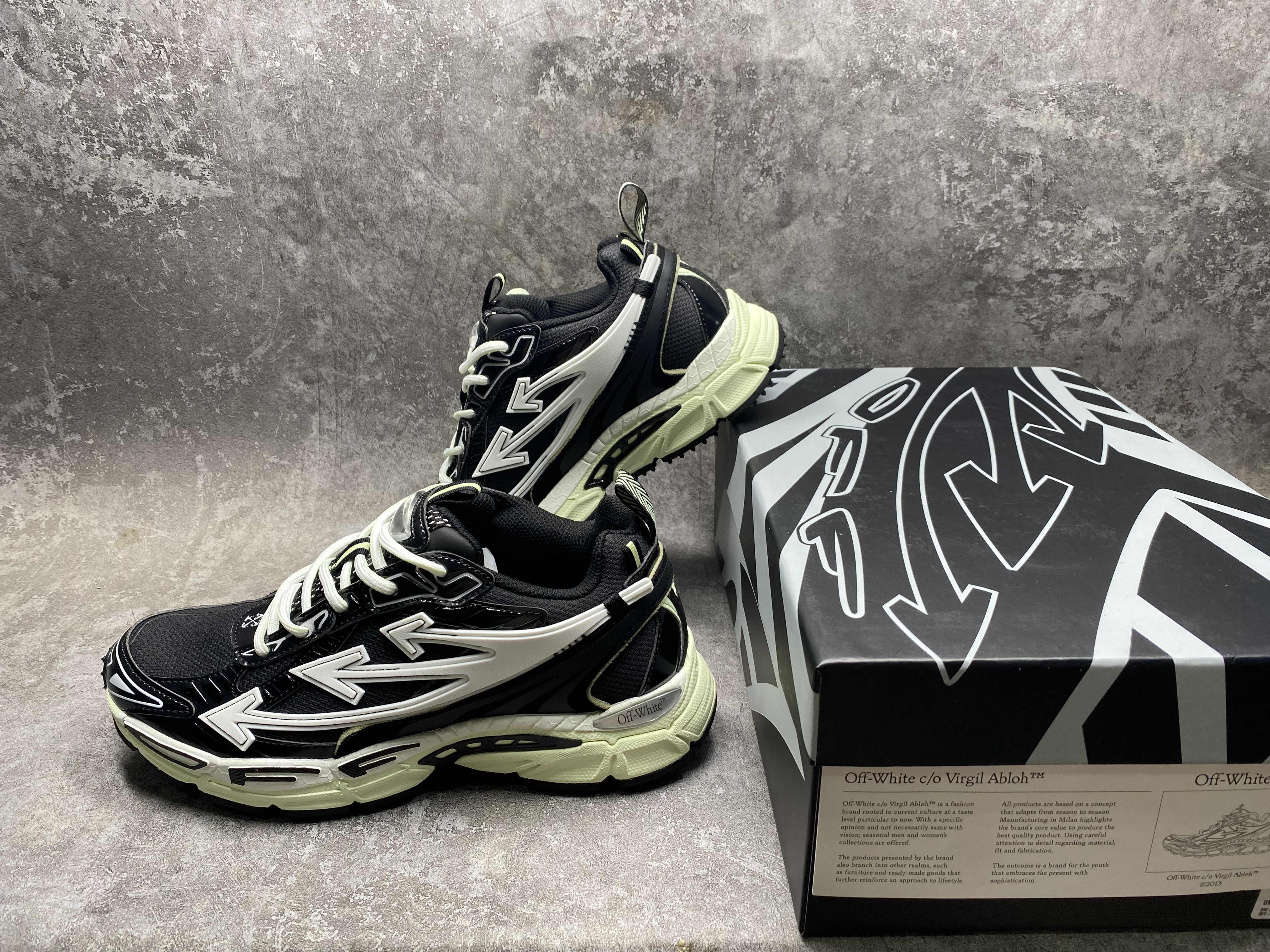 UA Off-White "BE RIGHT BACK"