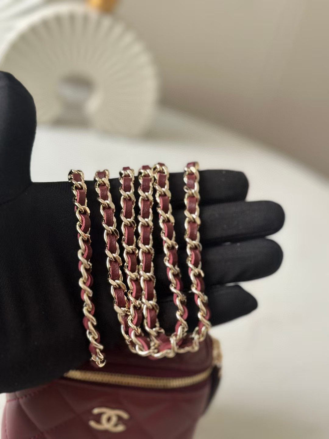 Ch*el classic top handle vanity case with chain 10x7x9cm
