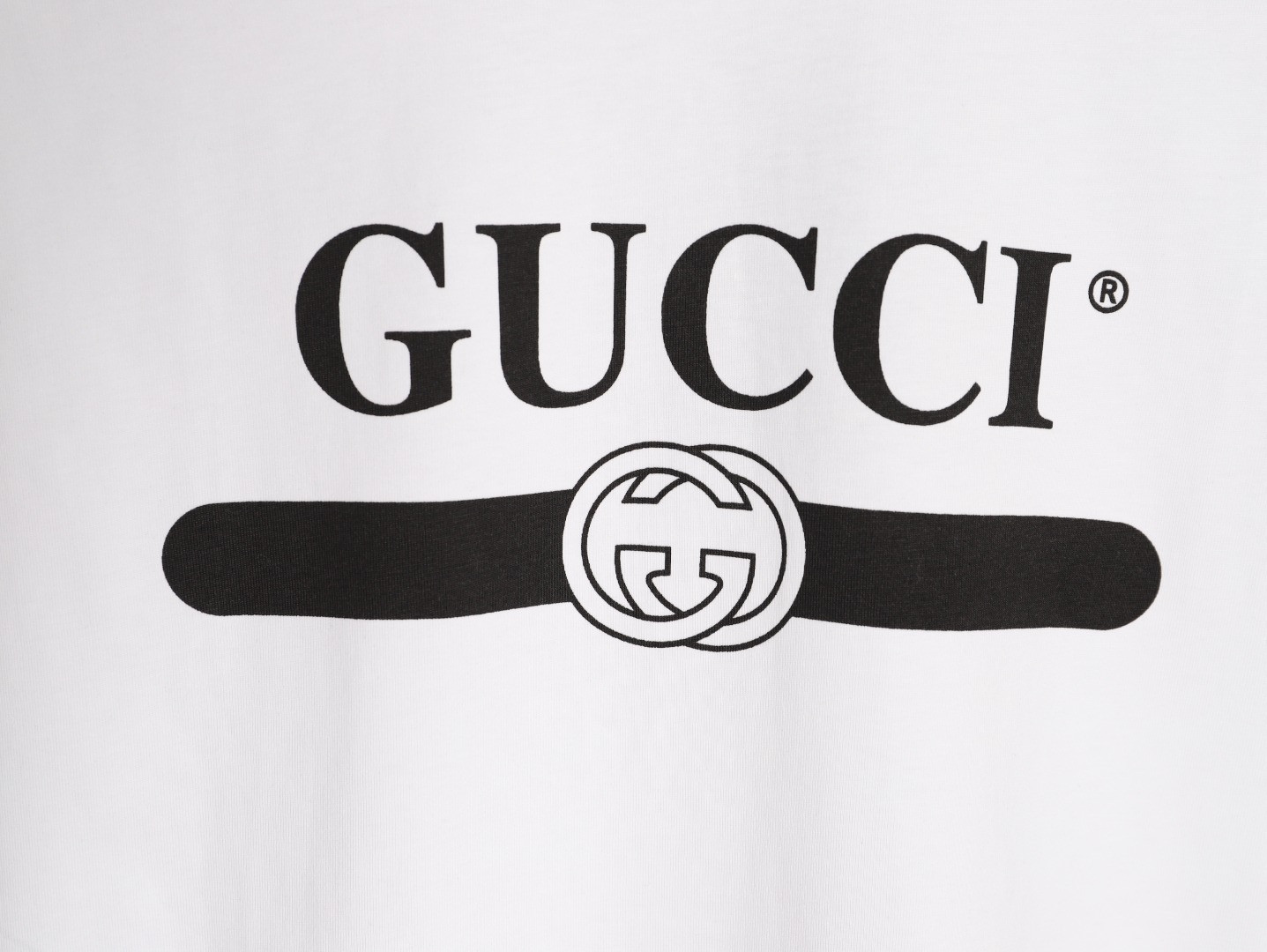G*u*i long-sleeved t-shirt