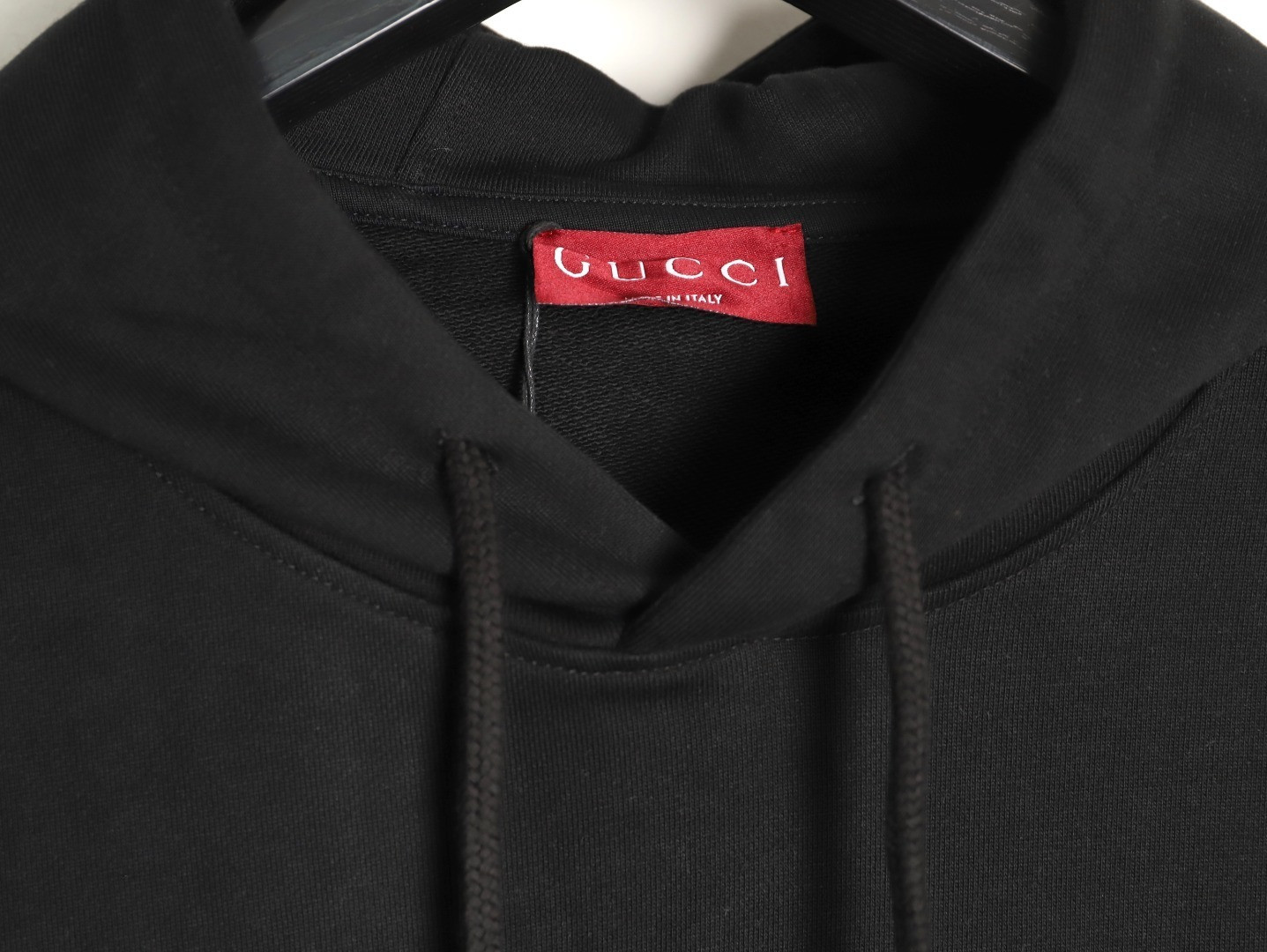 G*u*i 25fw hoodies