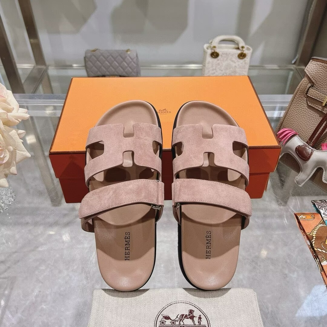 ua H**mes chypre sandal