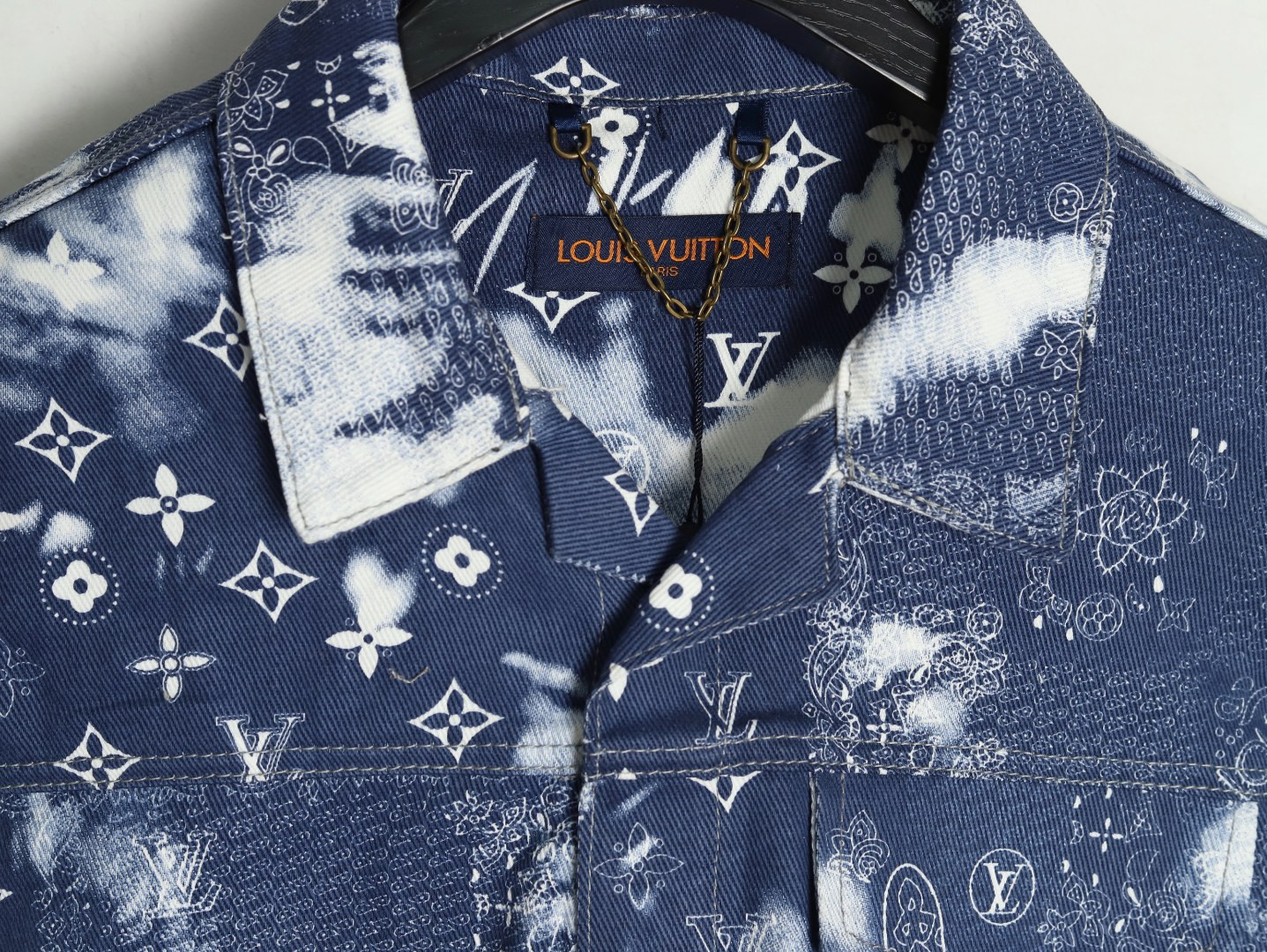 l0*is V*t0n lv short-sleeved shirts