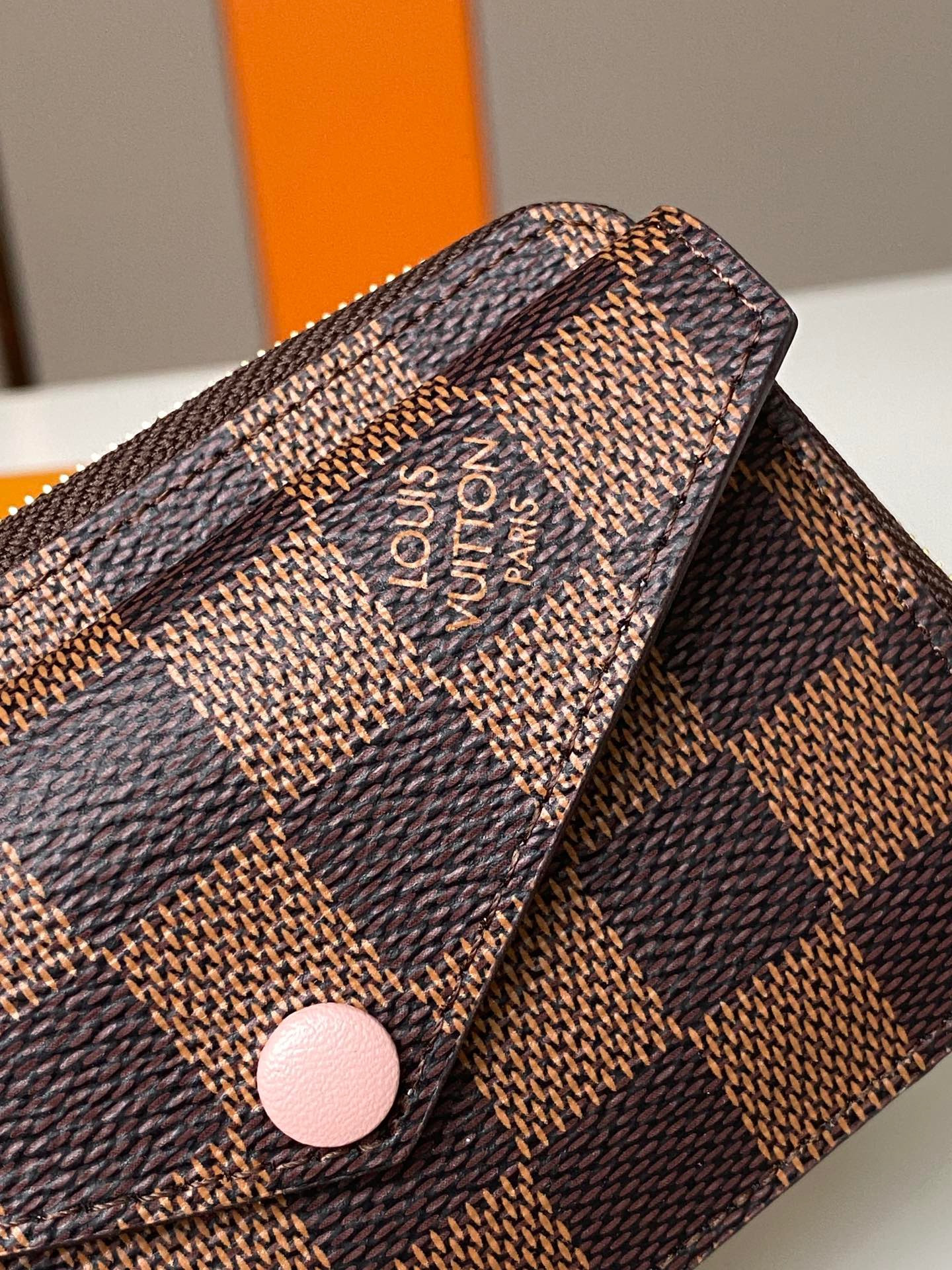 LV CARD HOLDER RECTO VERSO N60405