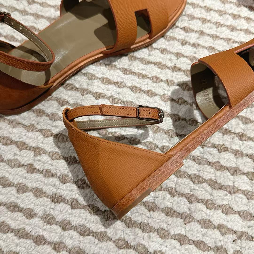 ua H**mes santorini leather sandals