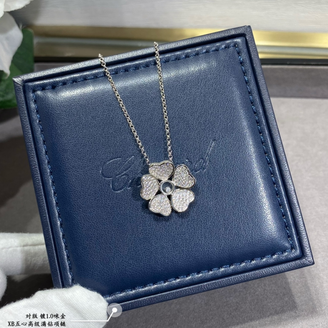 Ch0pard five he**ts full di*m*nd necklace