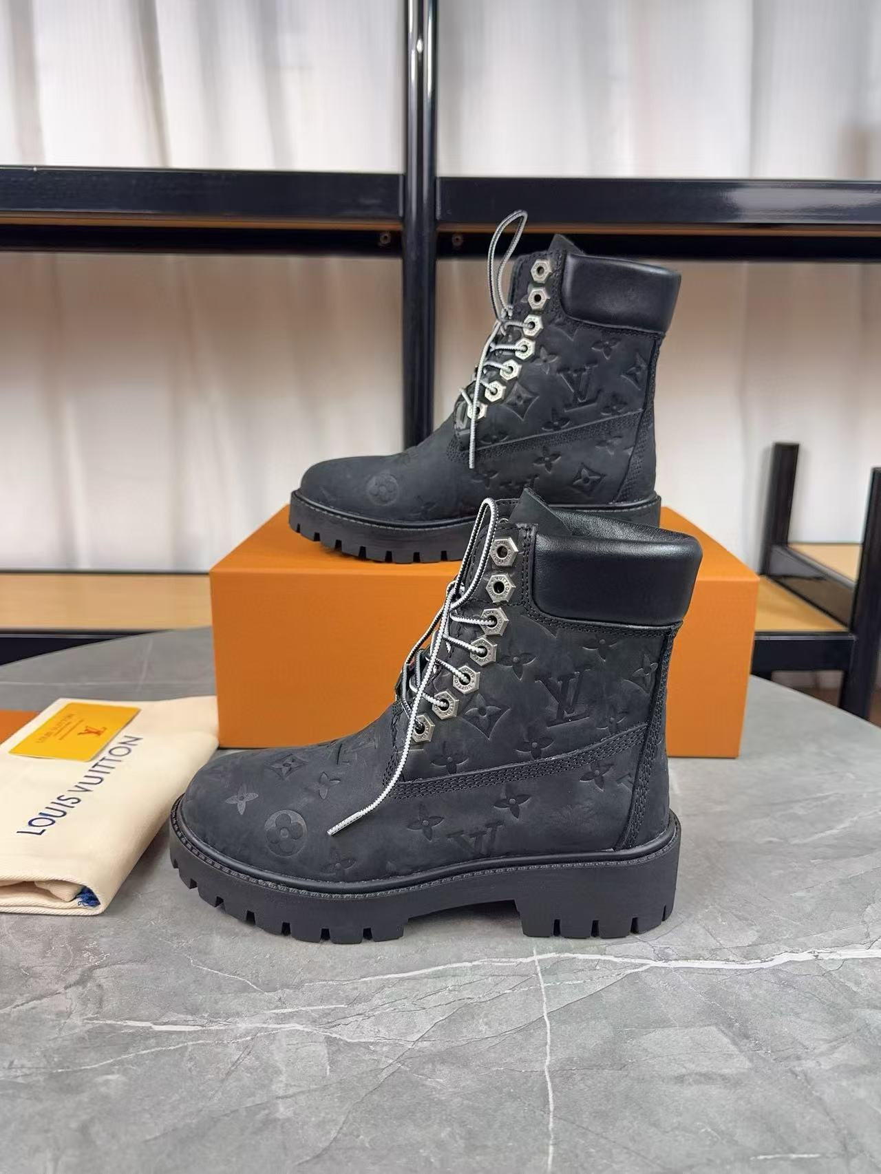 UA LV Boots