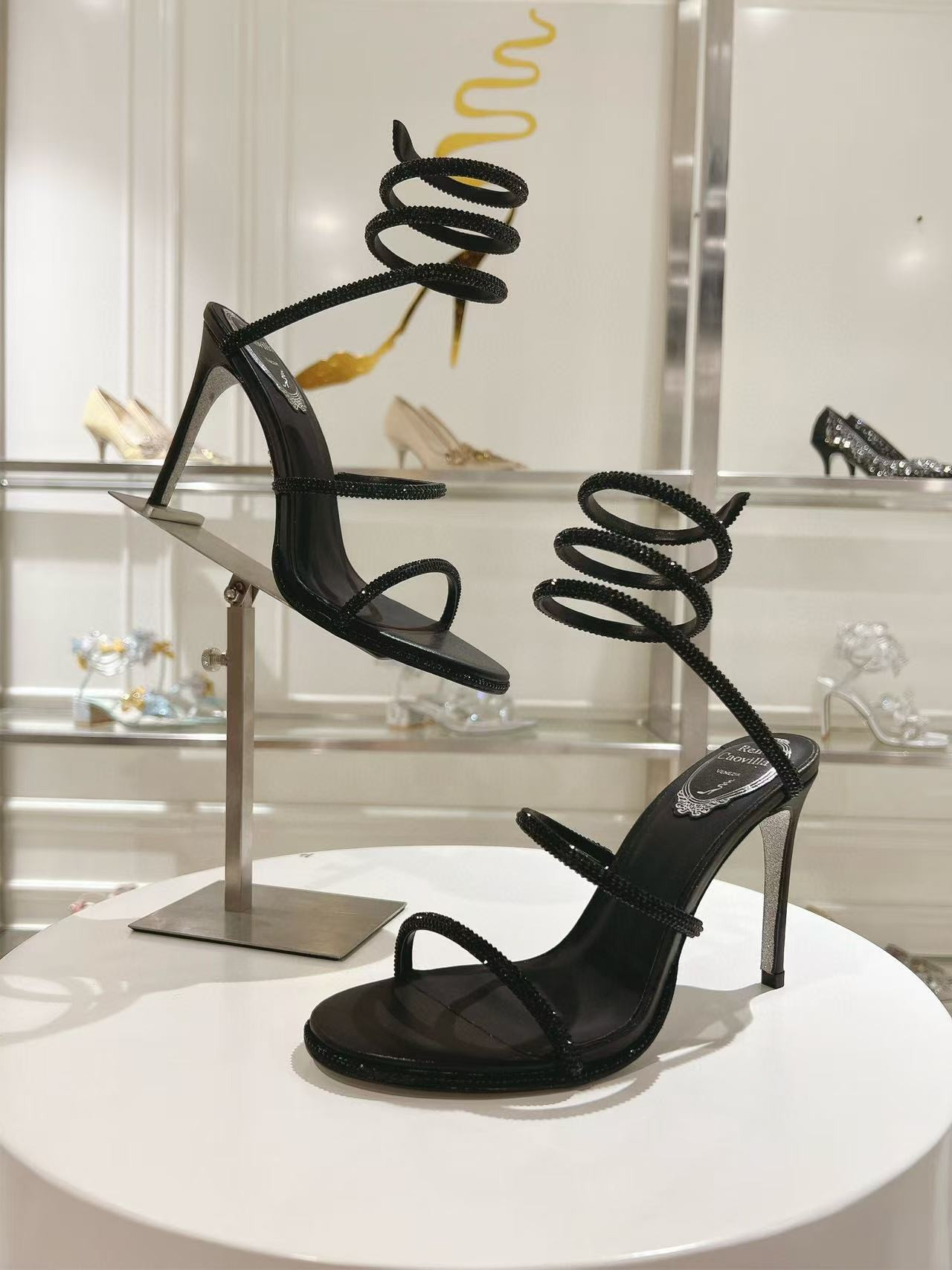 ua renÉ Ca0v1LLa cleo pumps sandals 95mm