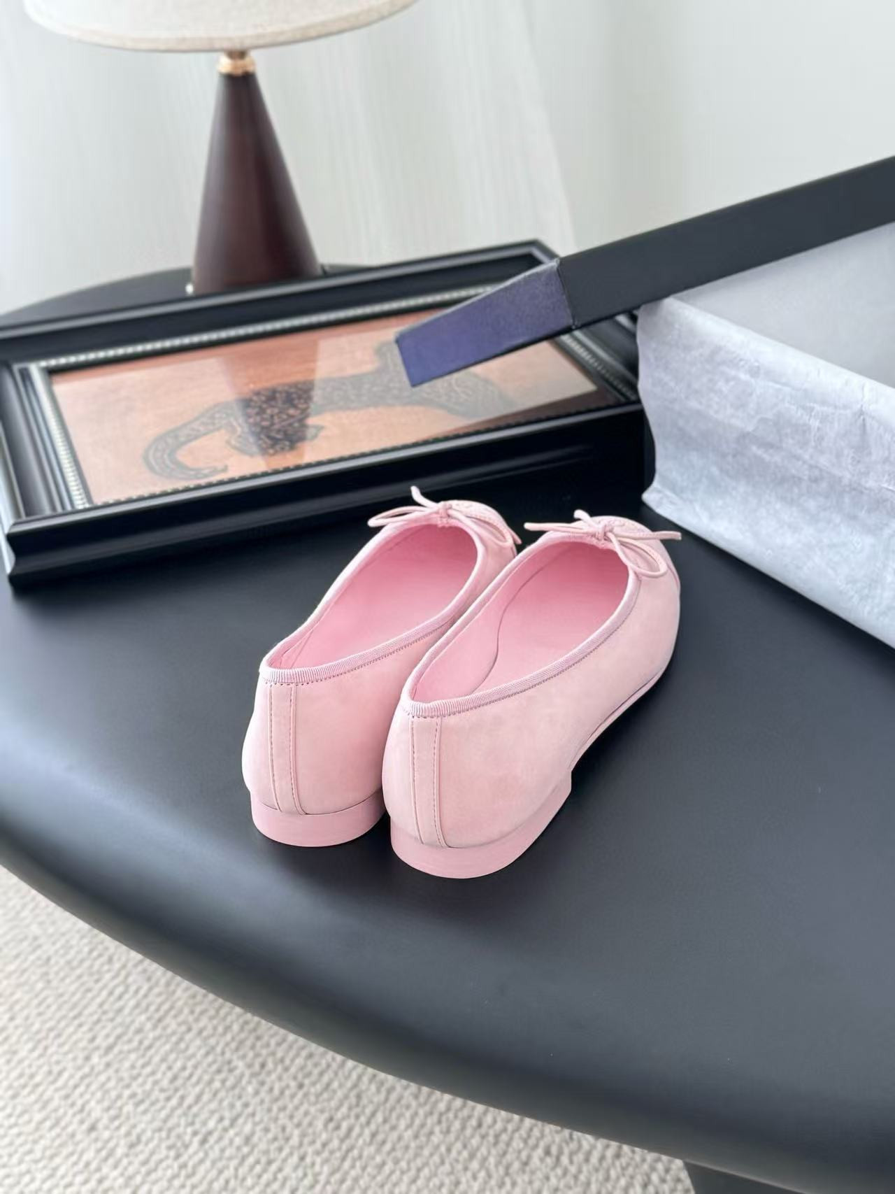 ua Ch*el ballet flats