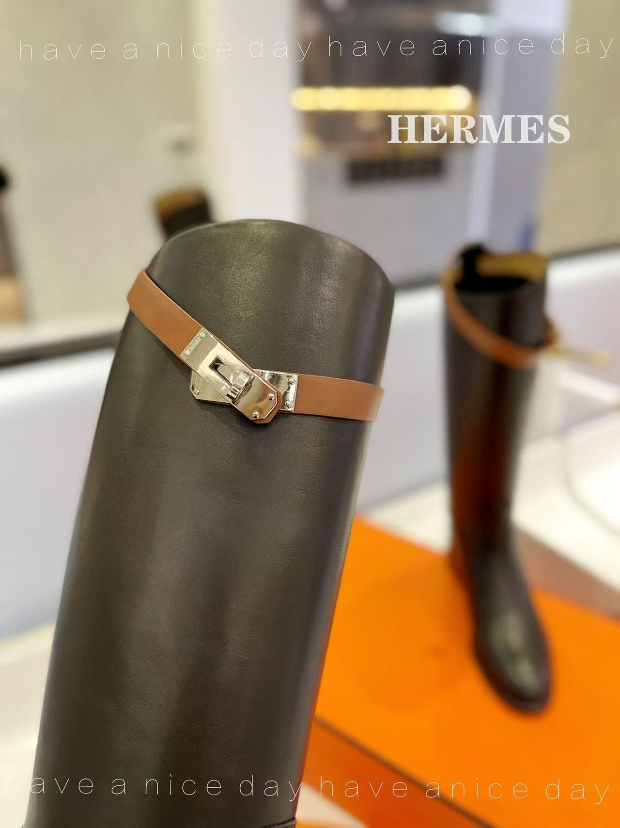 ua H**mes jumping boots