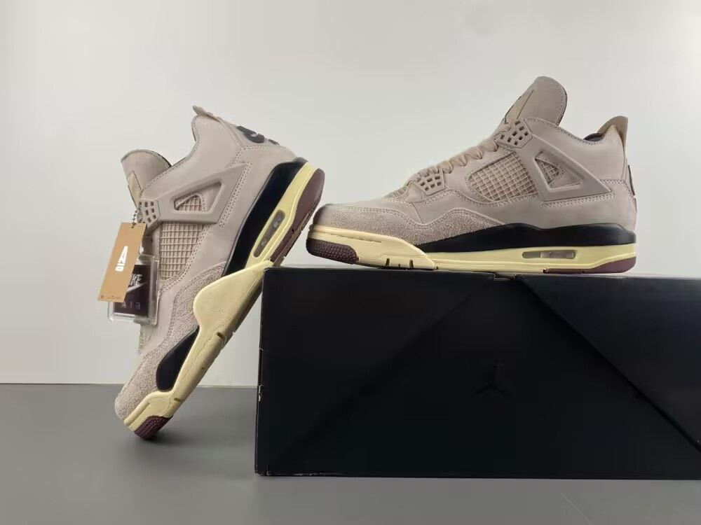UA Jordan 4 Retro OG SP  A Ma Maniére While You Were Sleeping
