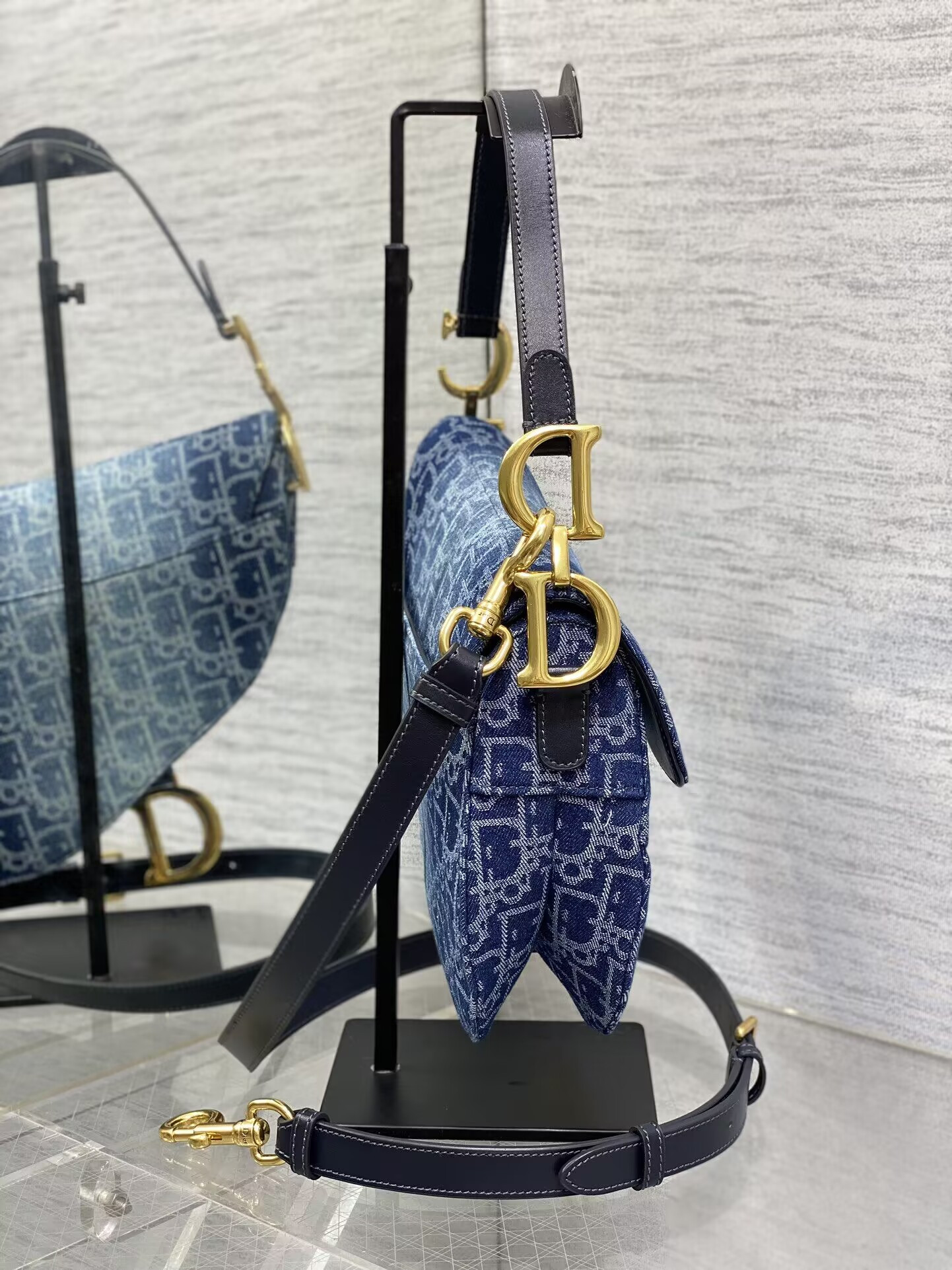 d*or saddle bag with strap  blue De*1m d*or oblique jacquard 25.5 x 20 x 6.5 cm