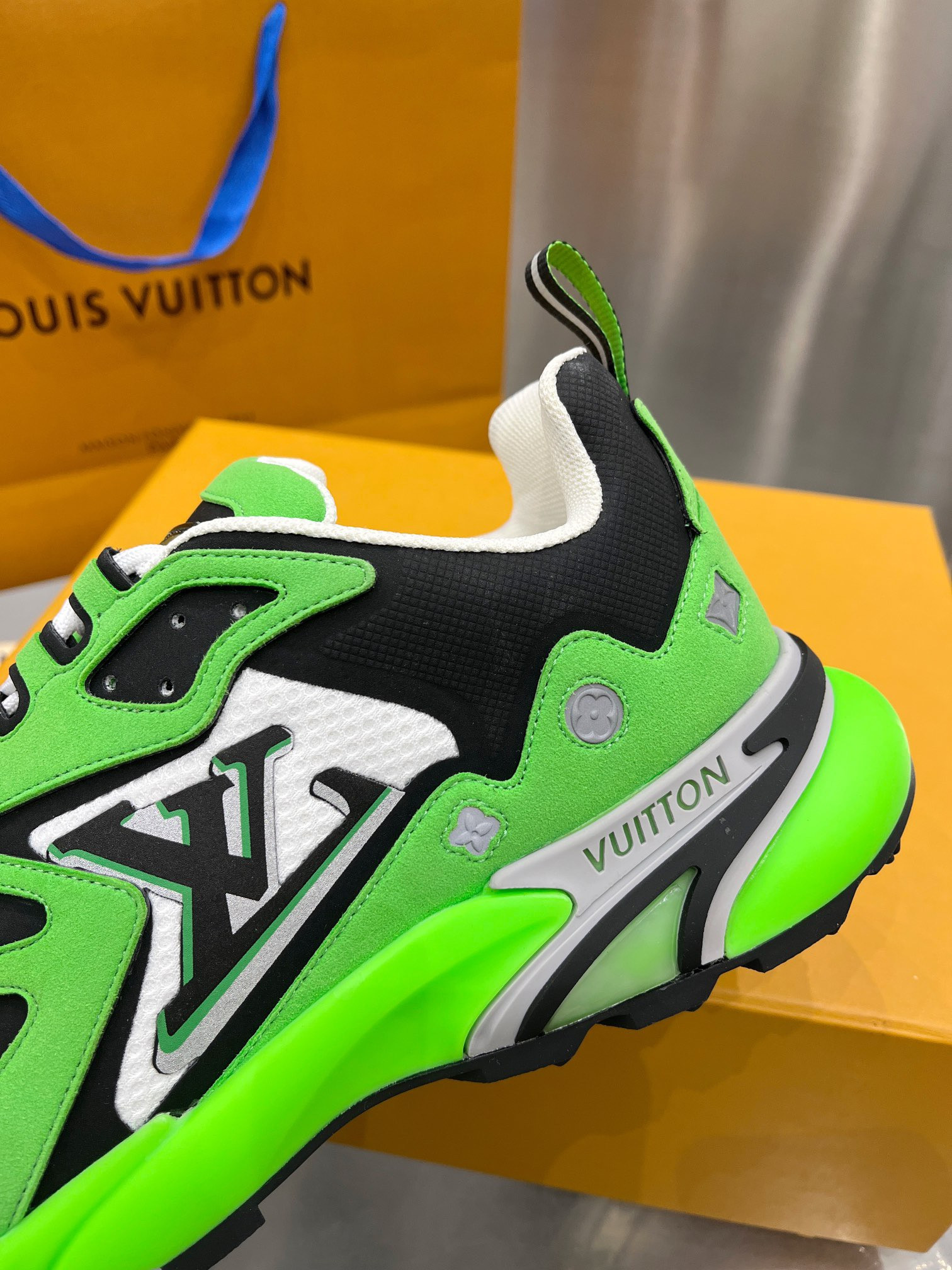 LV Runner Tatic Green