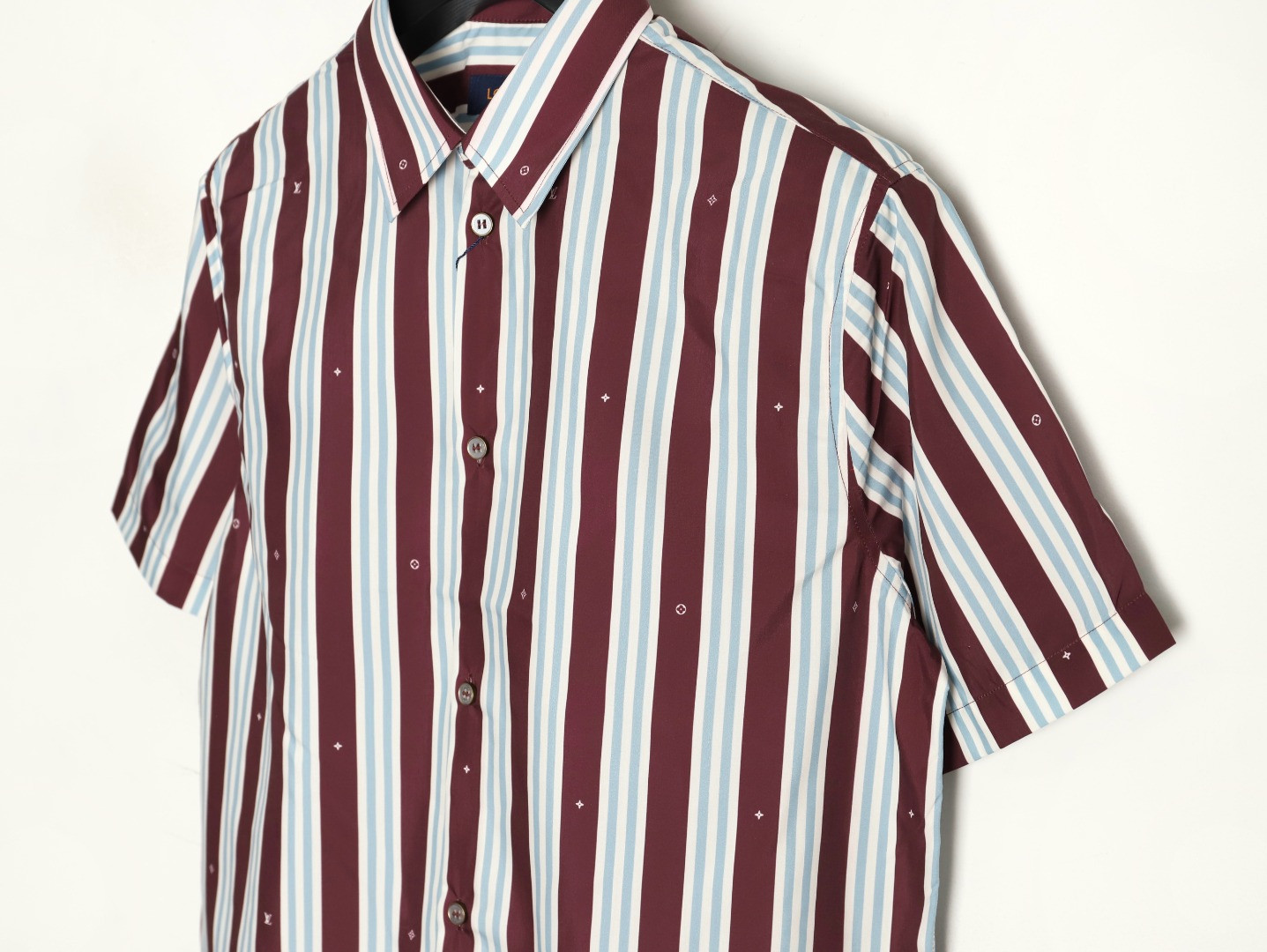 l0*is V*t0n lv short-sleeved shirts