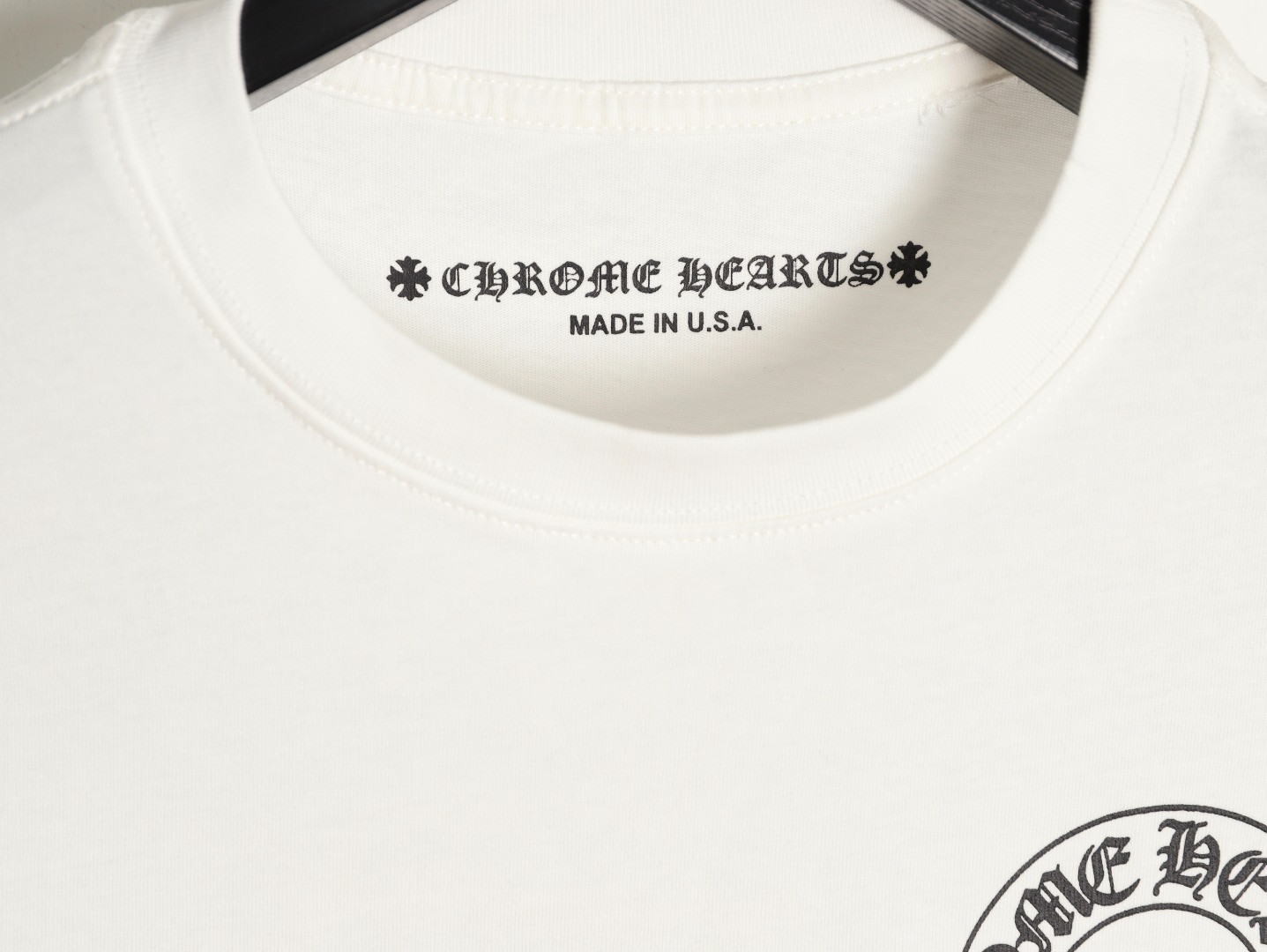 Ch**me He**ts 25fw long-sleeved t-shirt