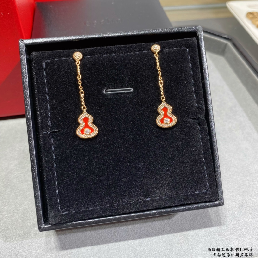 Qee1in mini di*m*nd red gourd earrings
