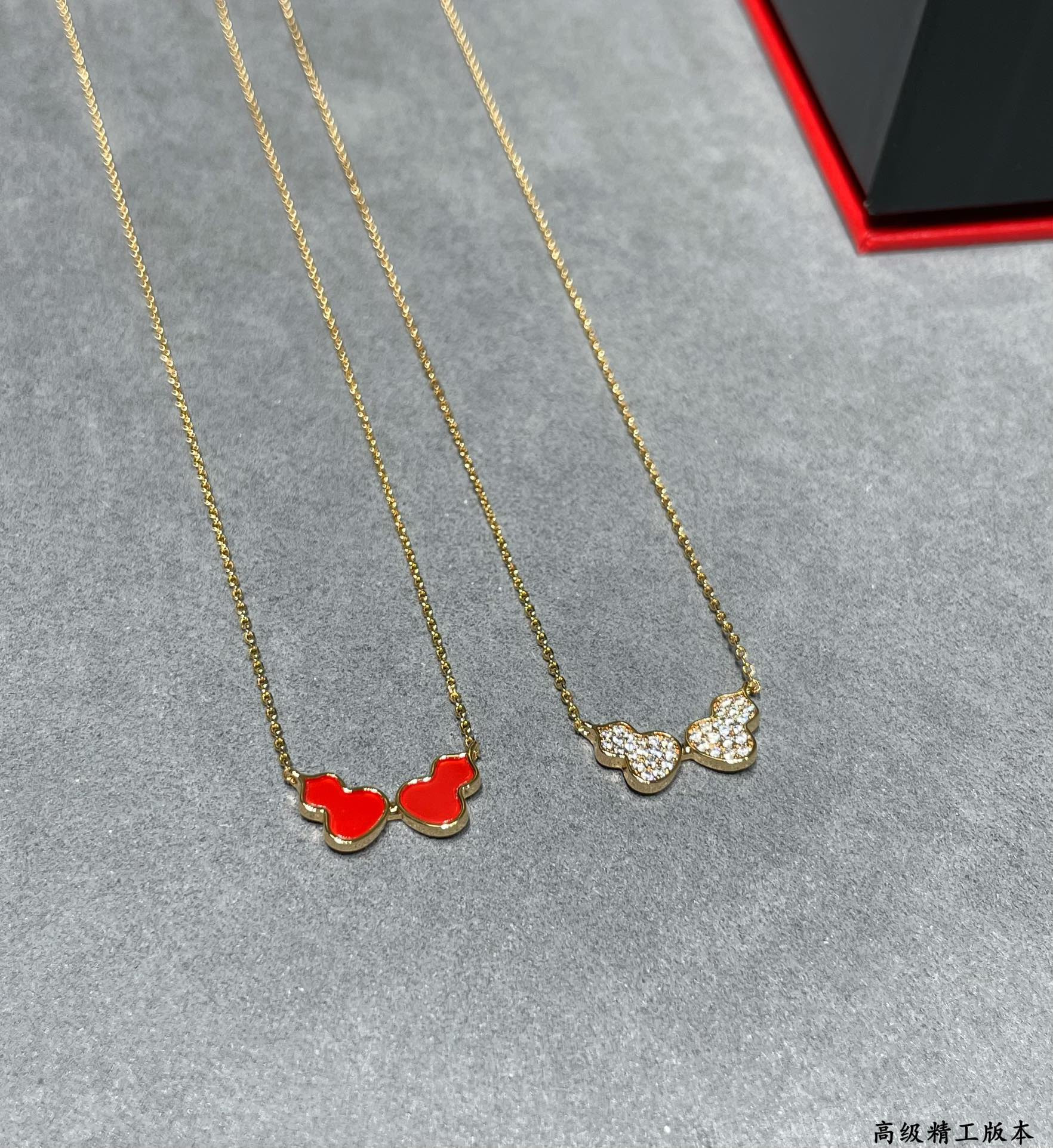 Qee1in wulu double gourd necklace