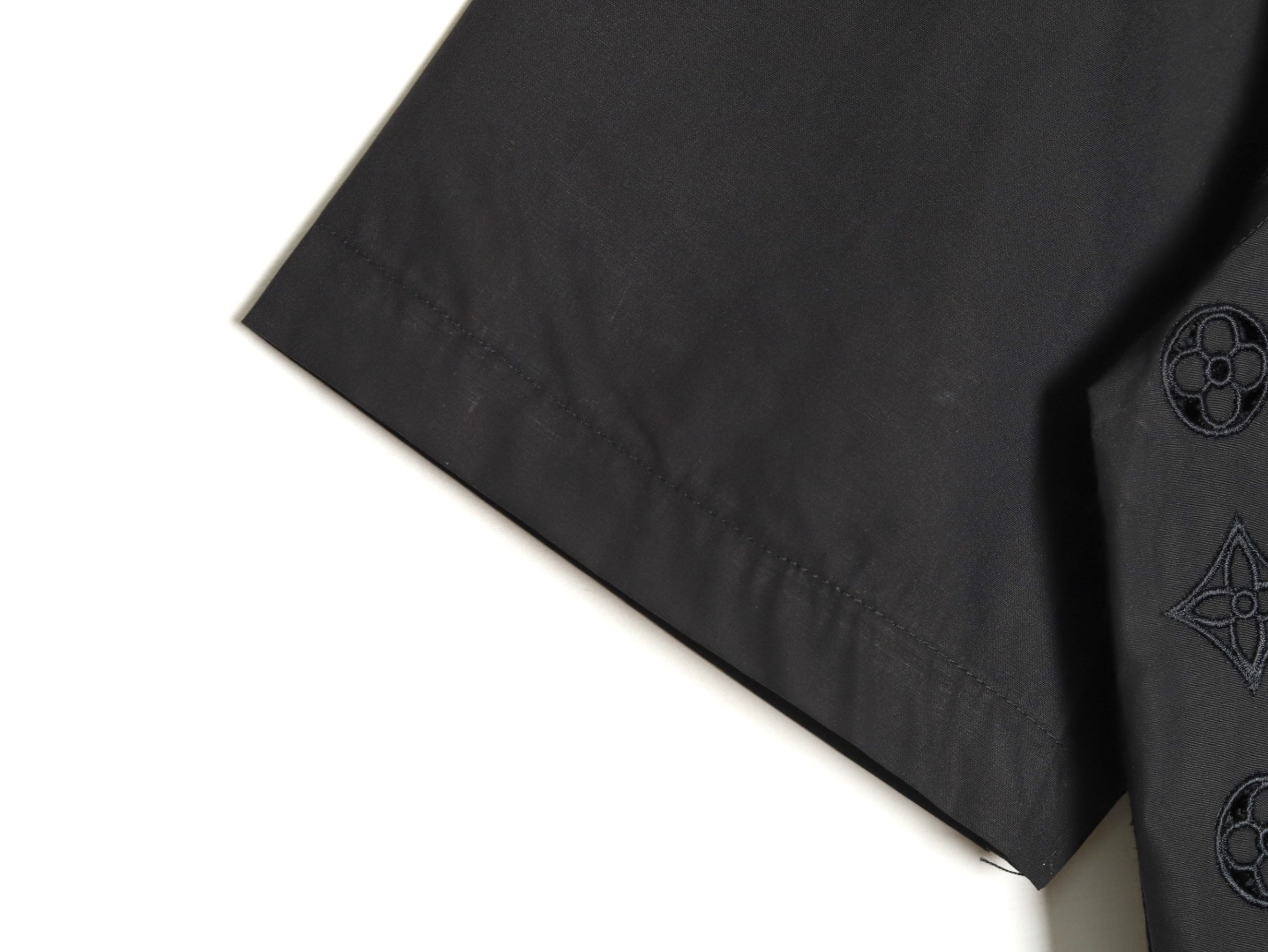 l0*is V*t0n lv 25ss short-sleeved shirts