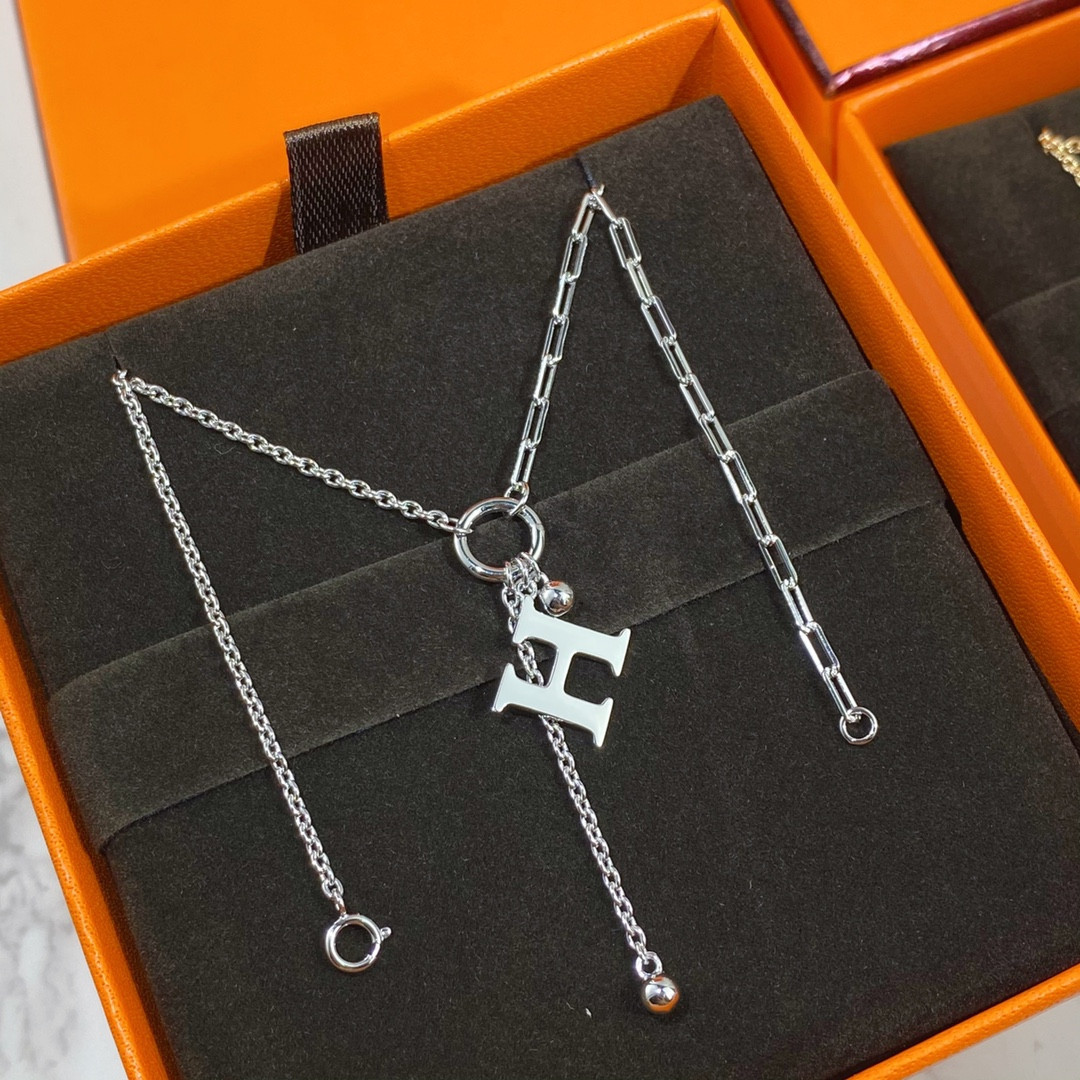 H**mes mandarin duck h necklace