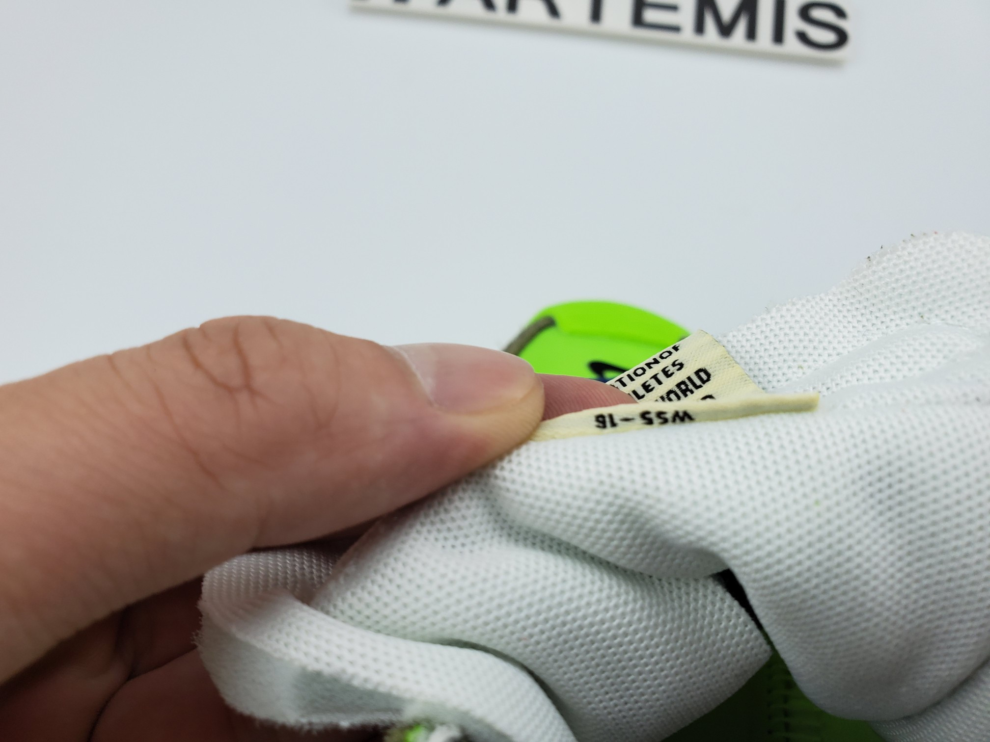 Nike Zoom Terra Kiger 5 OFF-WHITE Electric Green (W)