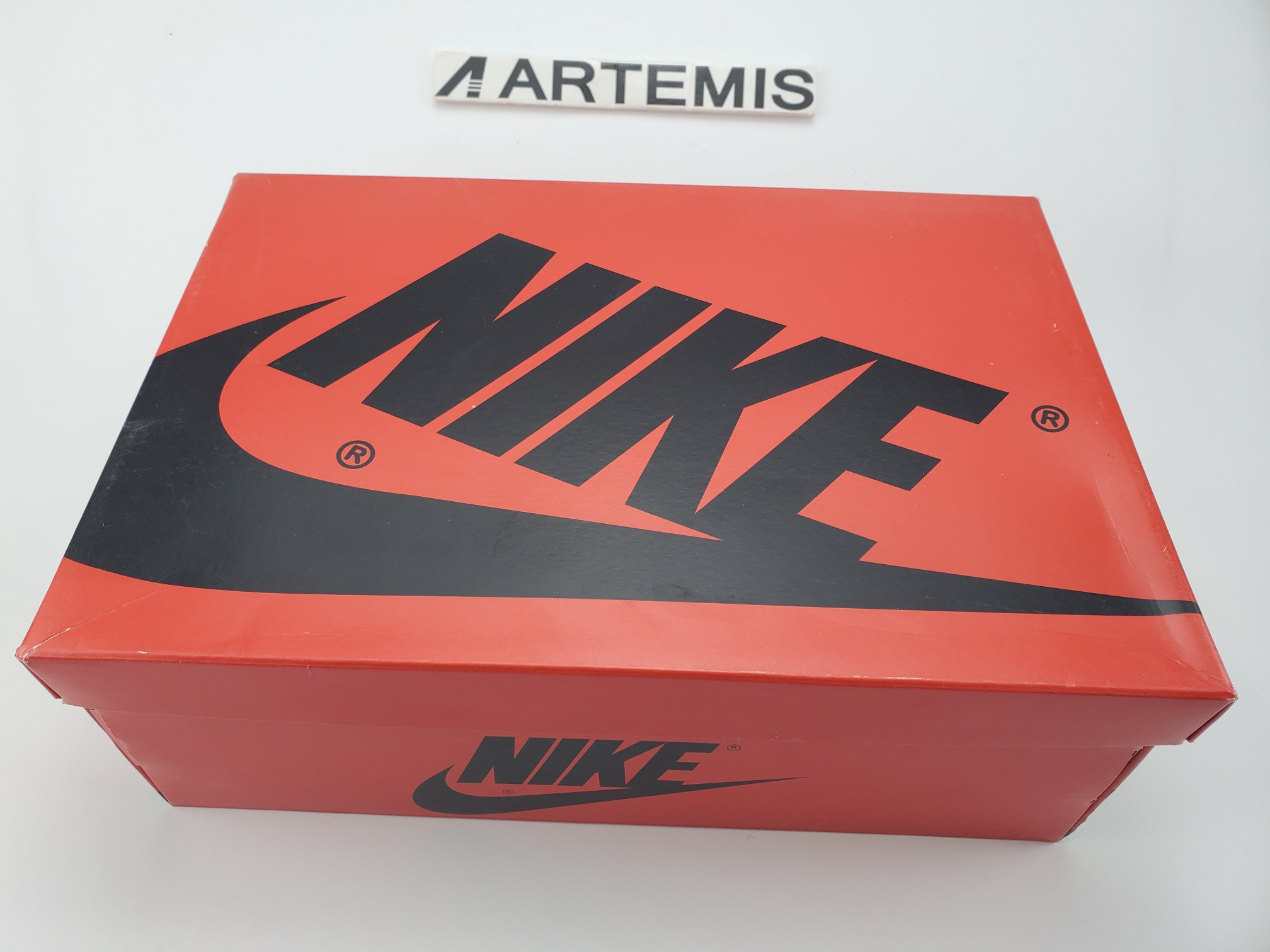 Air Jordan 1 Mid SE Fearless Edison Chen Clot