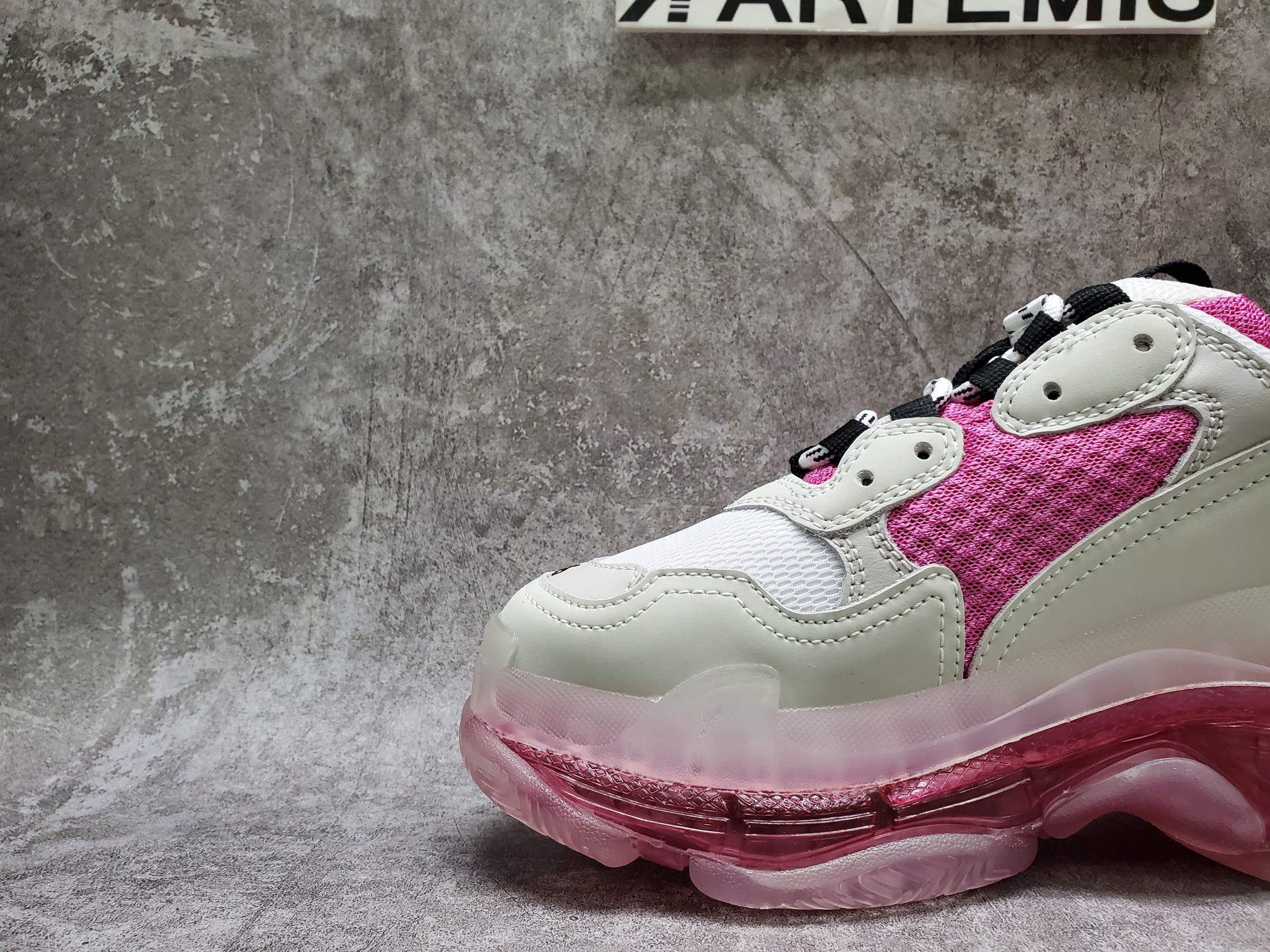Balenciga Triple S White Pink