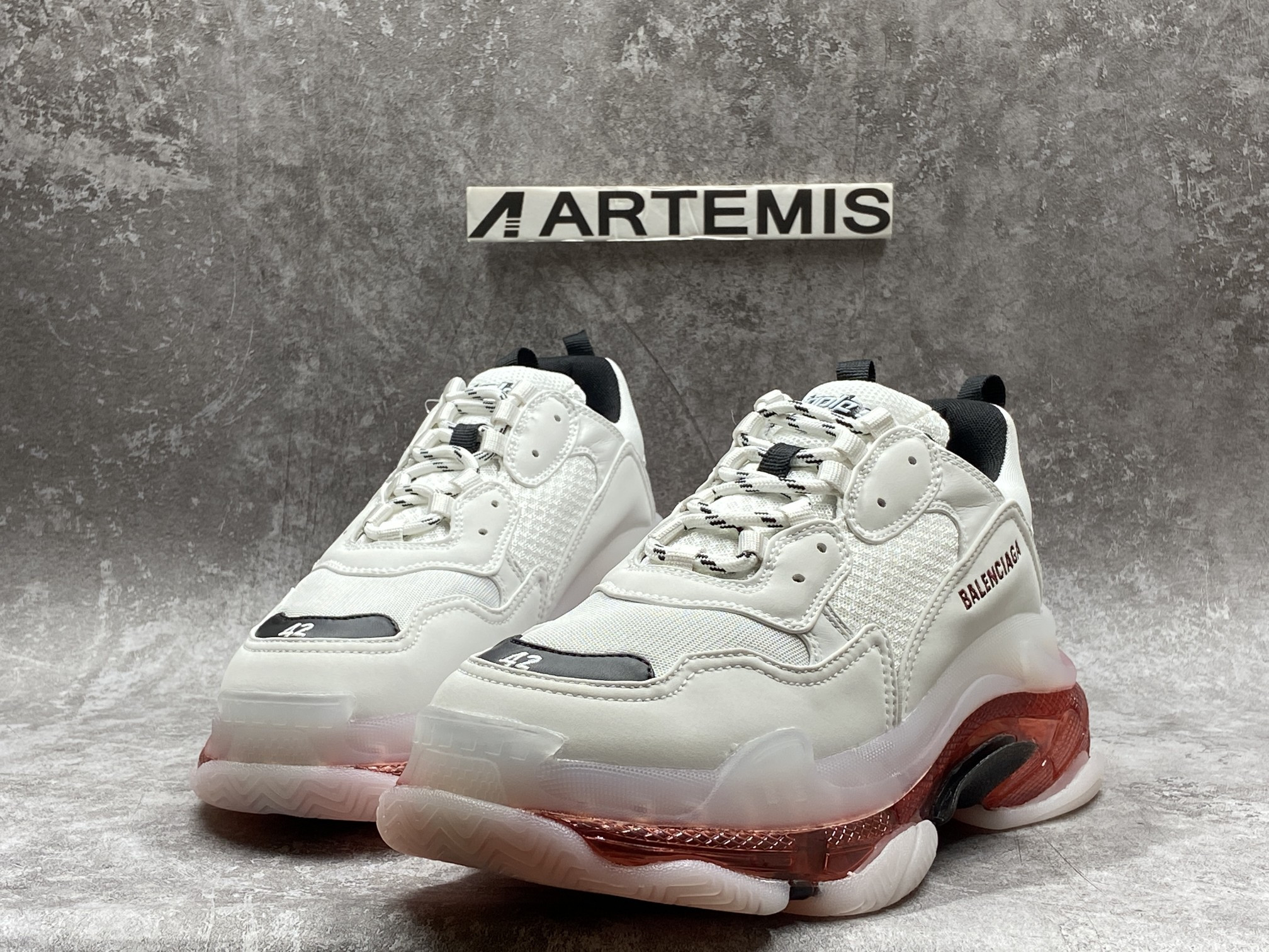 Balenciga Triple S Red