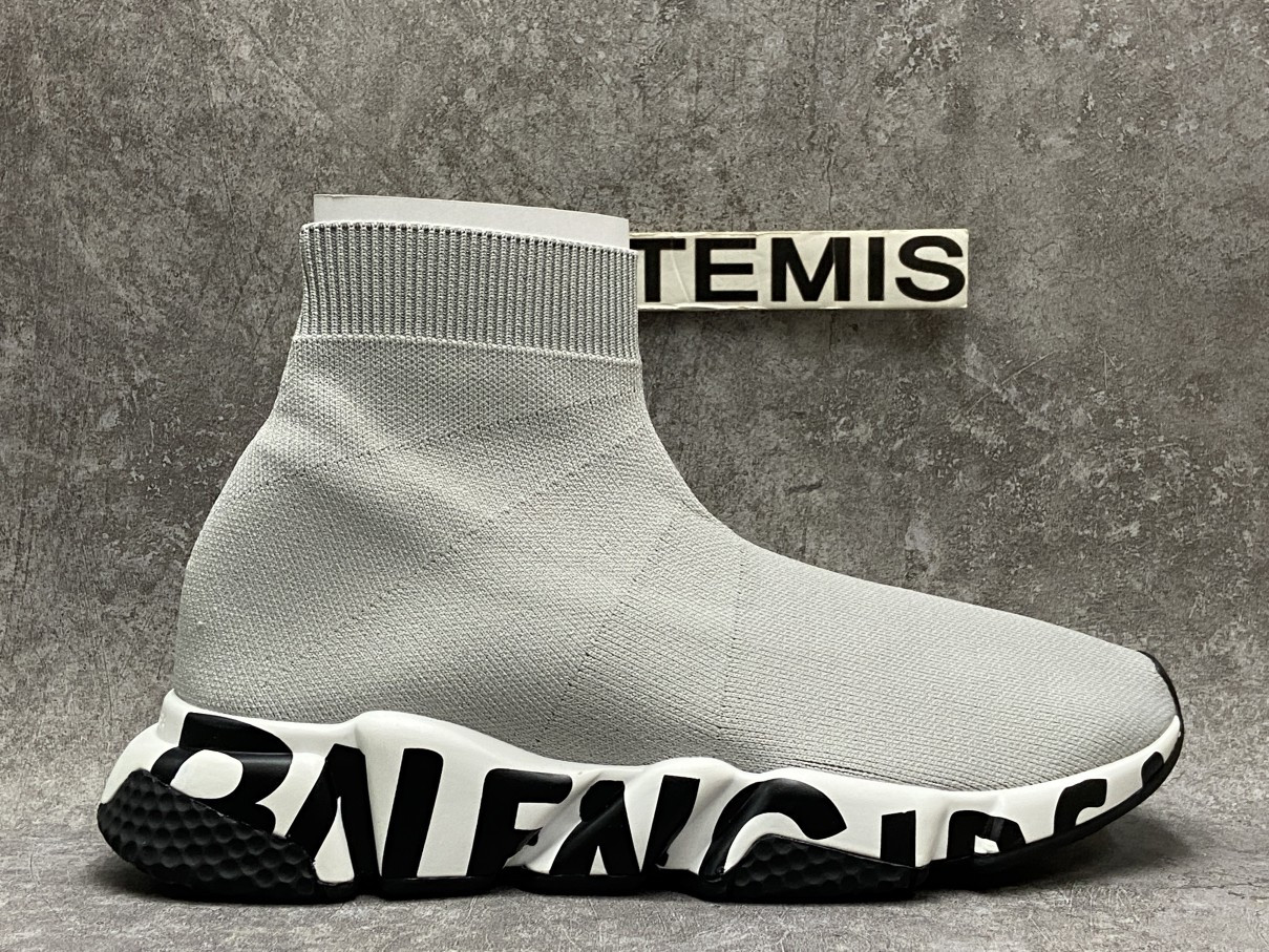 balenciga Gr*ffiti speed sneaker