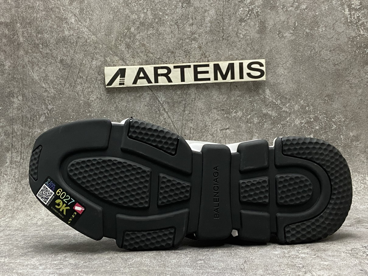 balenciga Gr*ffiti speed sneaker