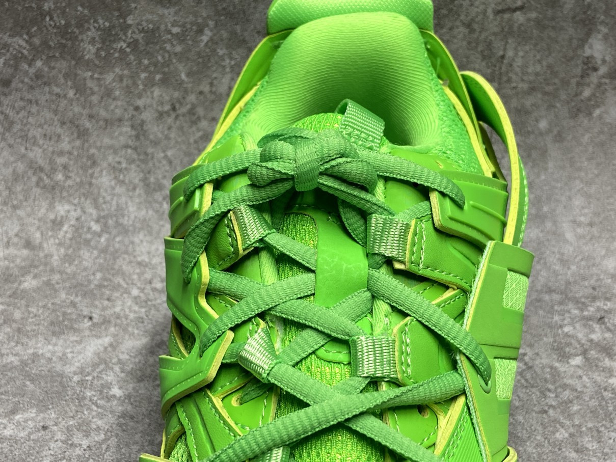 Balenciga Track Fluo Green