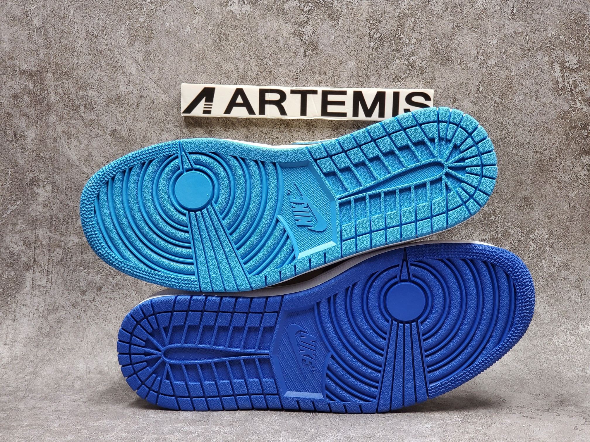 Air Jordan 1 Low SB QS Lance Mountain Desert Ore