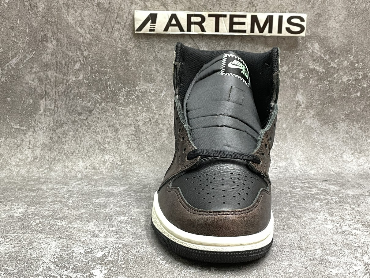 Air Jordan 1 Retro High Patina