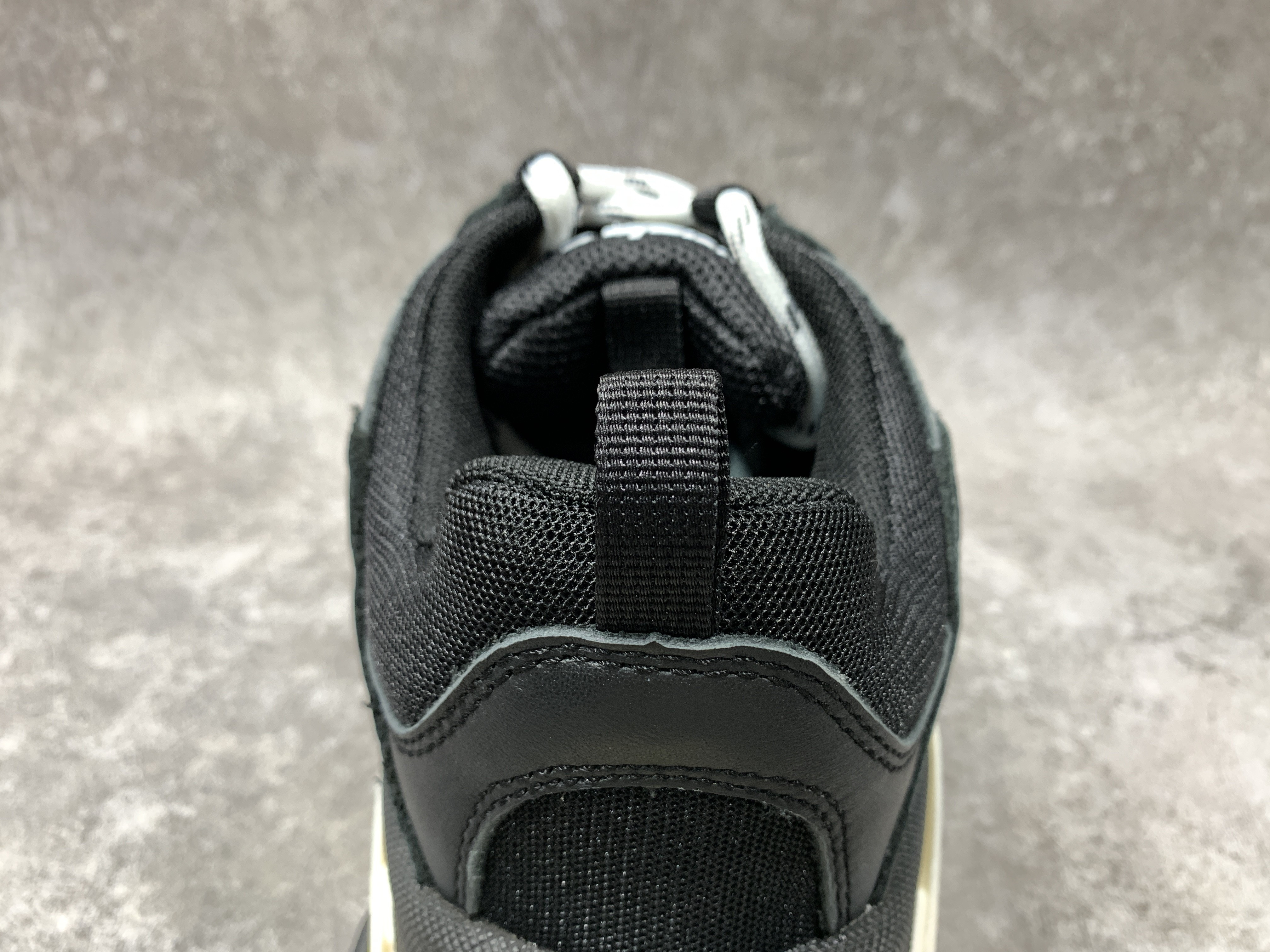 Balenciga Triple S Sneaker Black Yellow