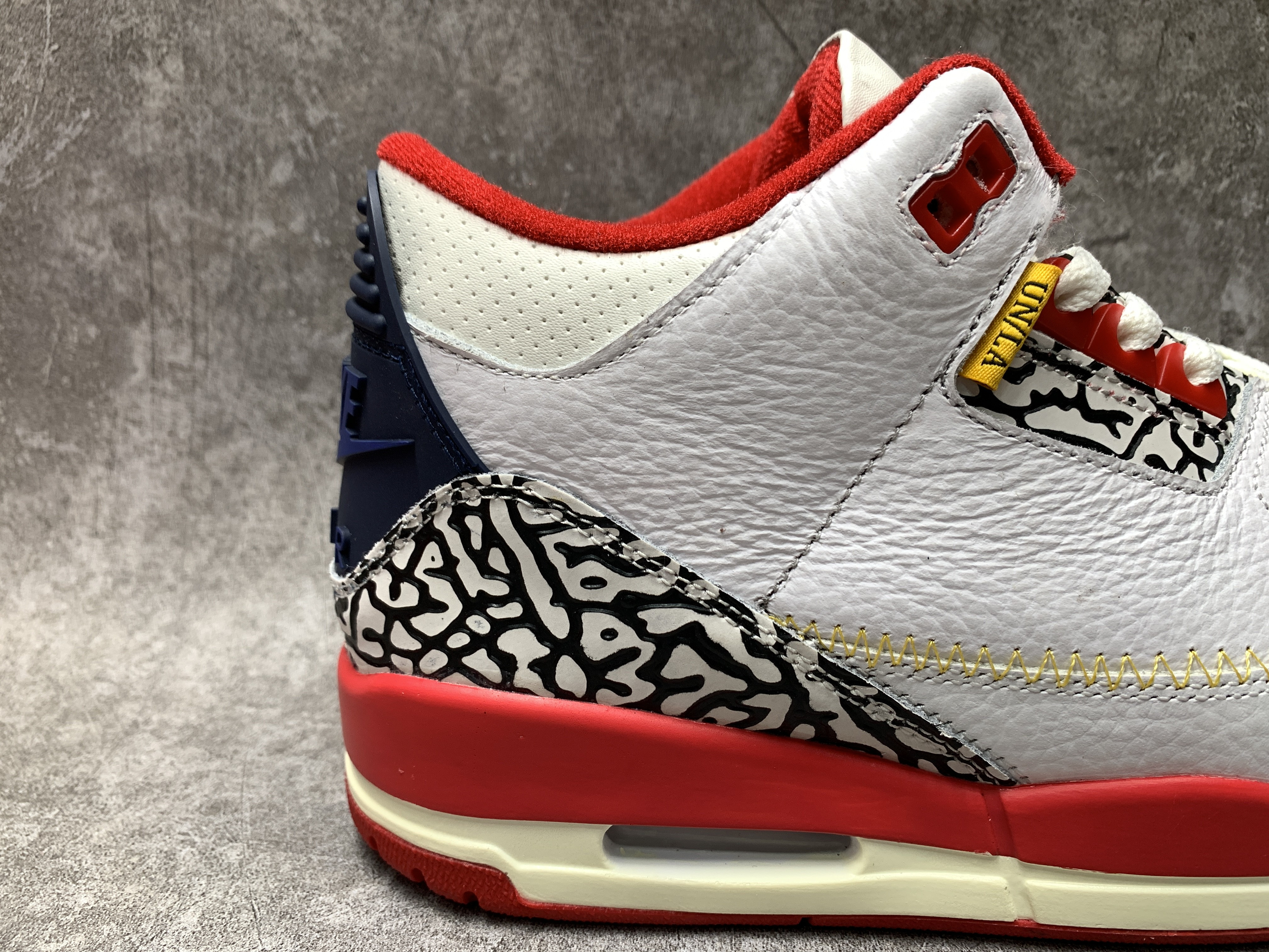 Air Jordan 3 Retro Black Red