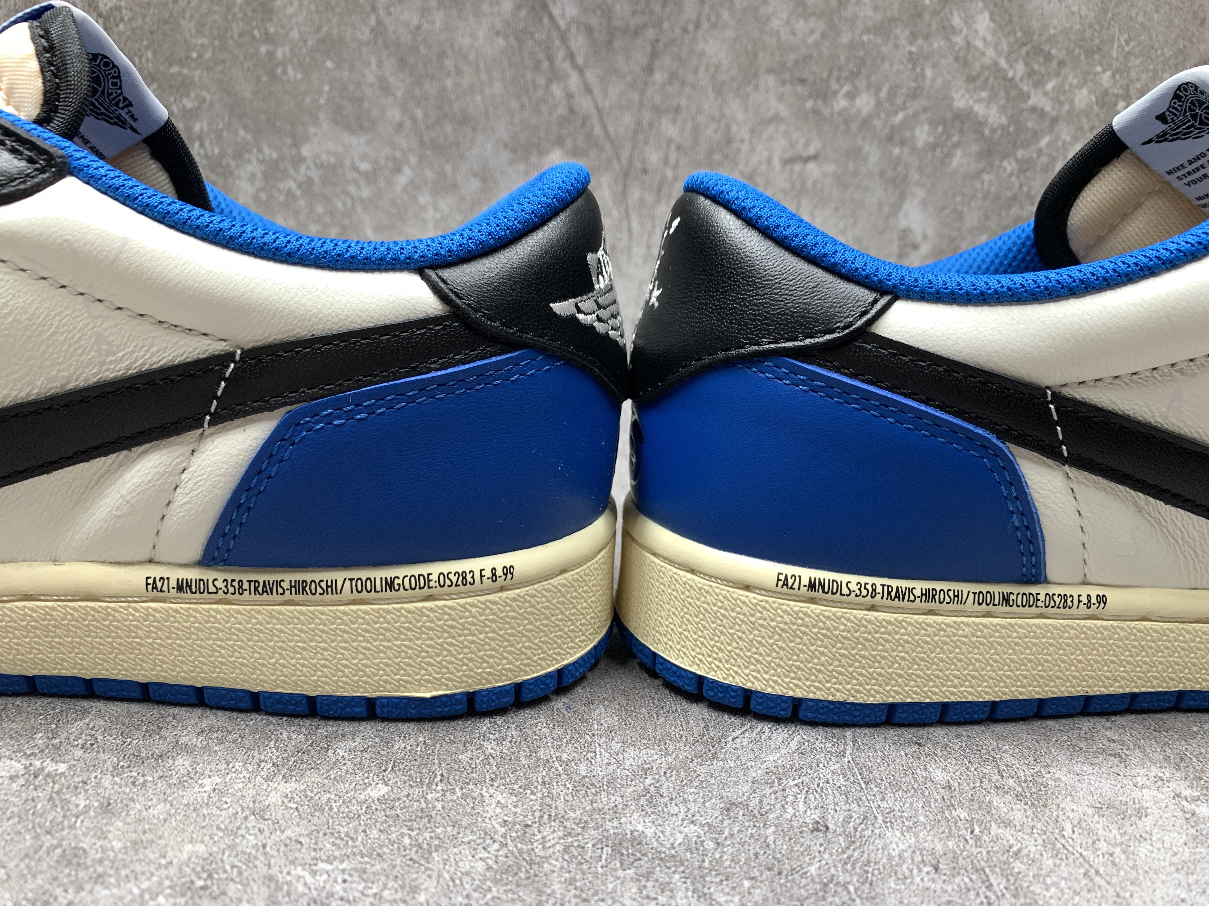 Air Jordan 1 Low Fragment Design x Travis Scott