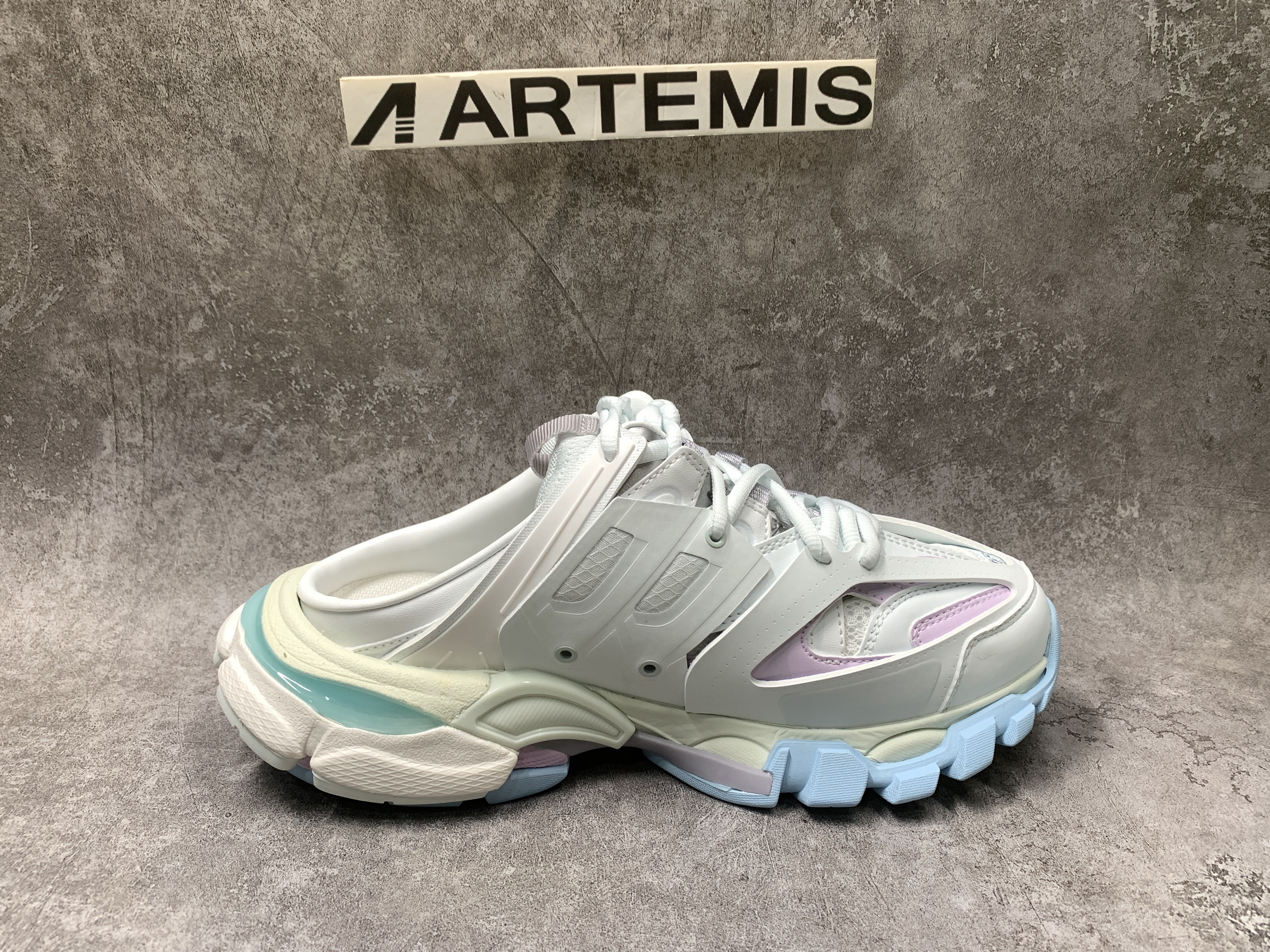 Balenciga Track Mule Pastel