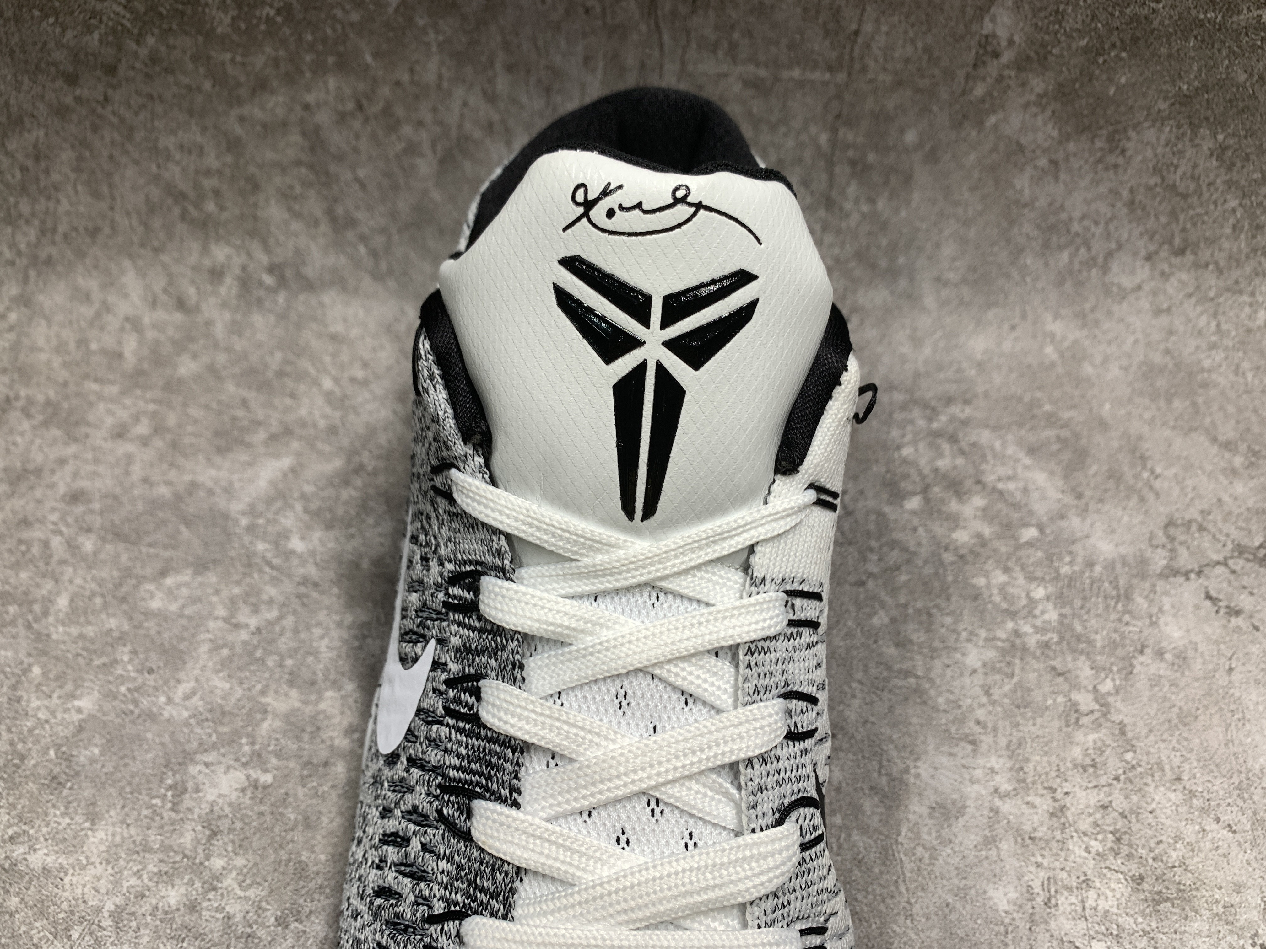 Nike Kobe 9 Elite Low Beethoven