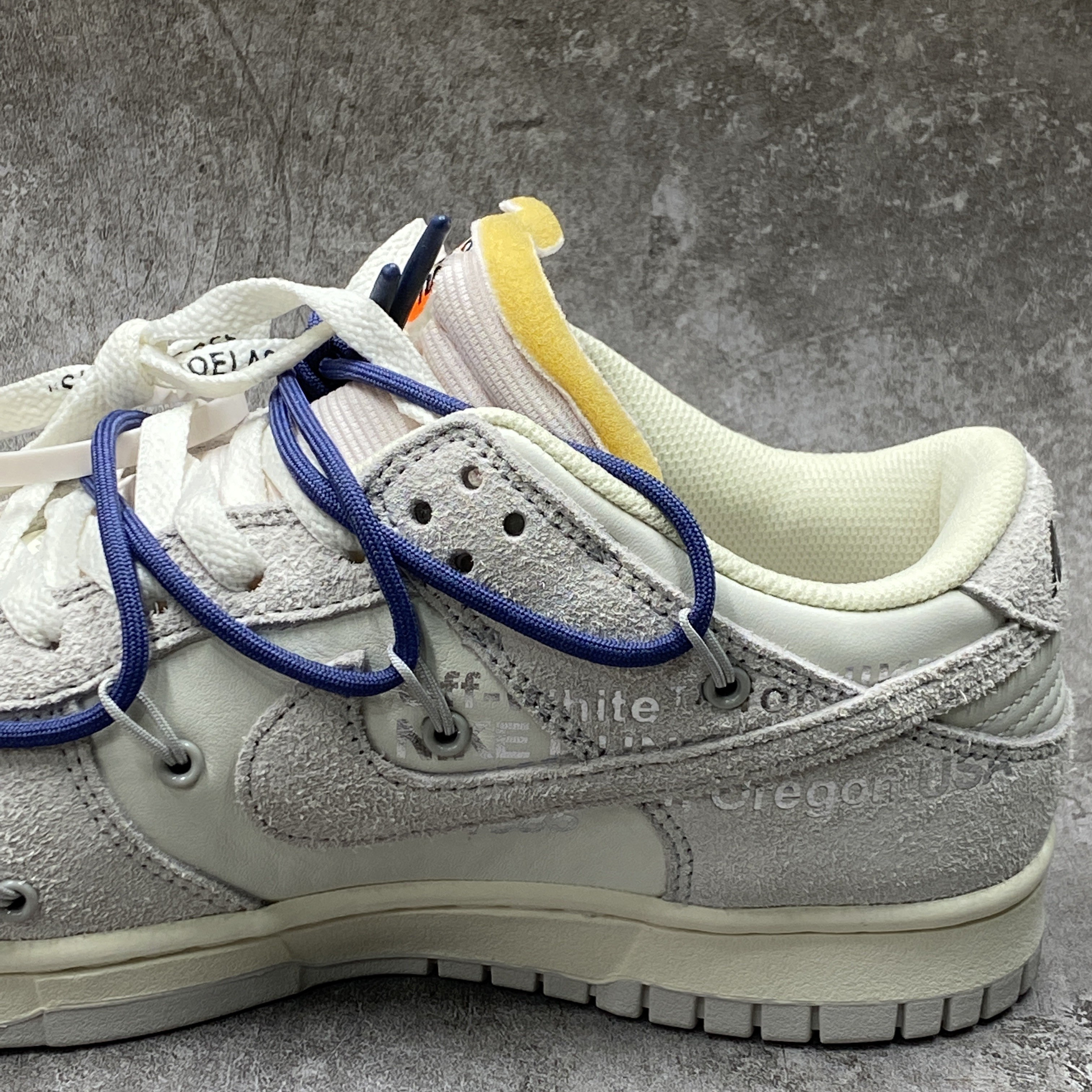 Nike Dunk Low Off-White Lot 18