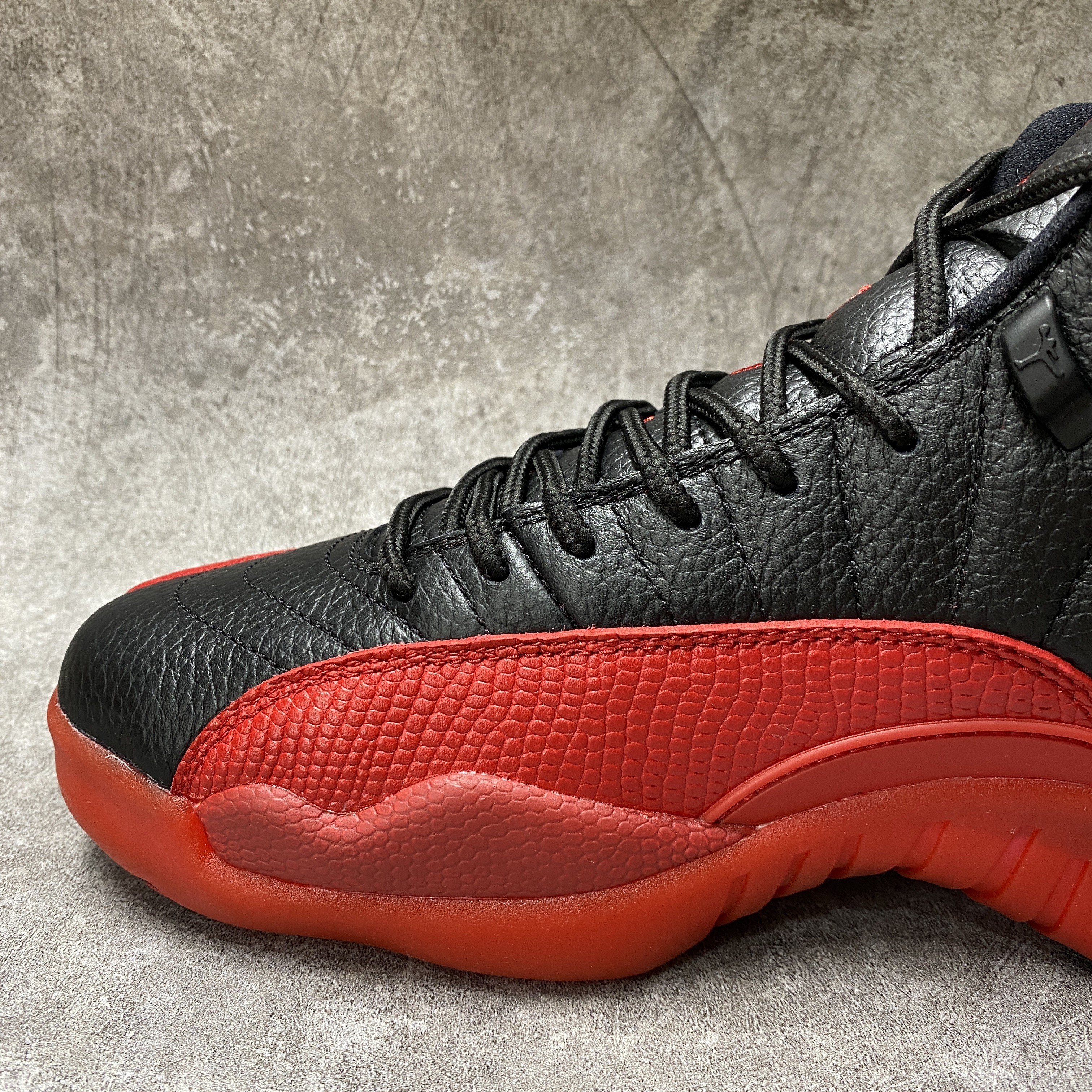 Air Jordan 12 Retro Flu Game
