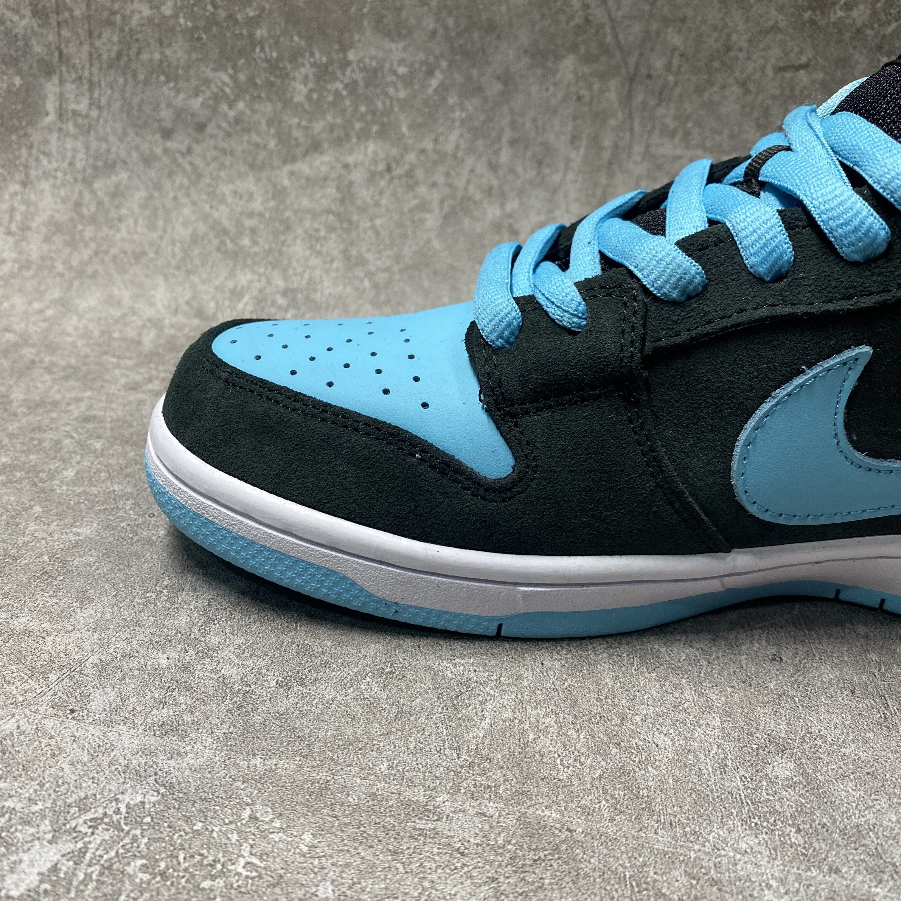 Nike Dunk SB Low Clear Jade